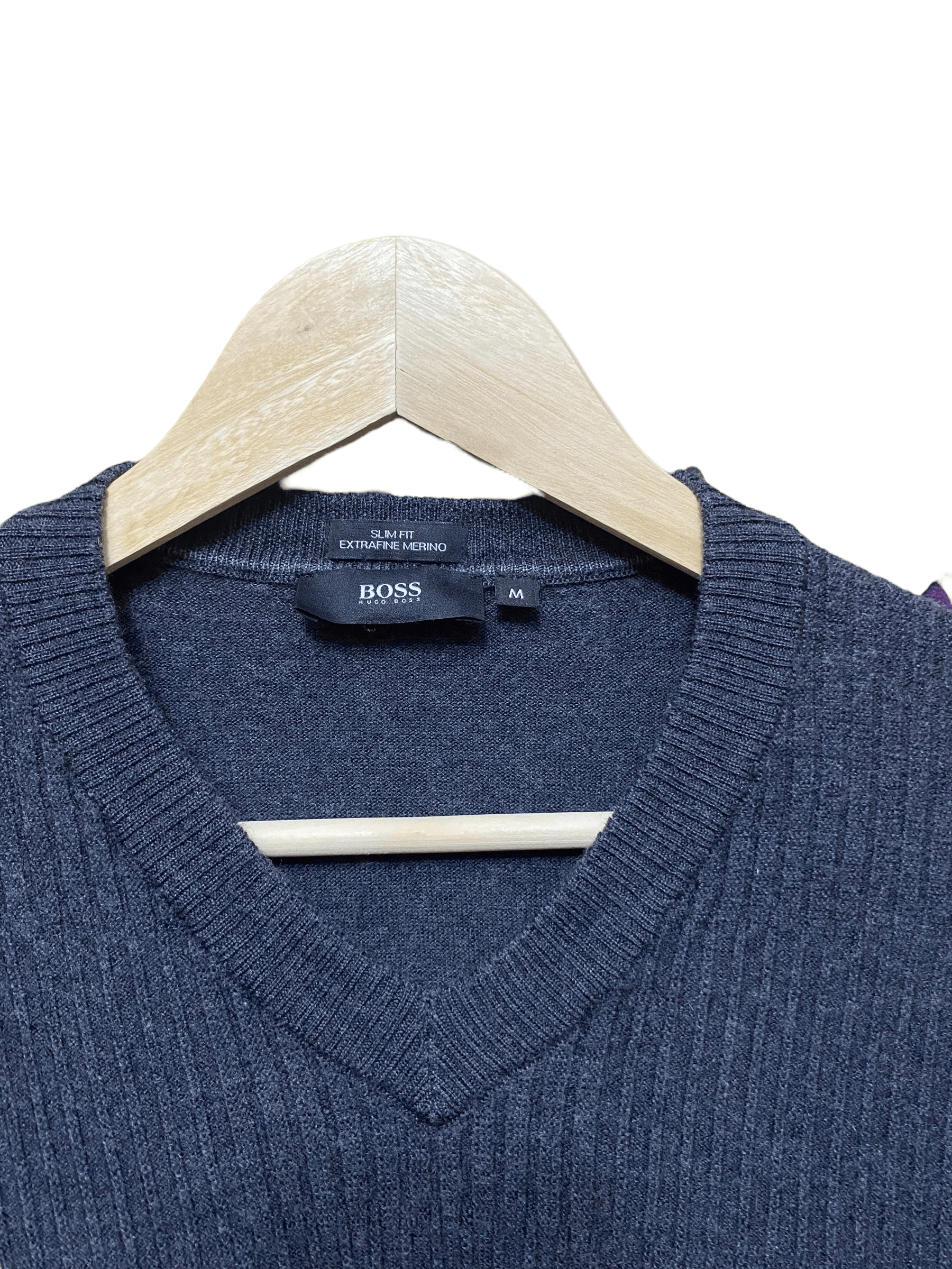 Hugo Boss Slim fit, 100% merino wool jumper, size M Size US M / EU 48-50 / 2 - 2 Thumbnail