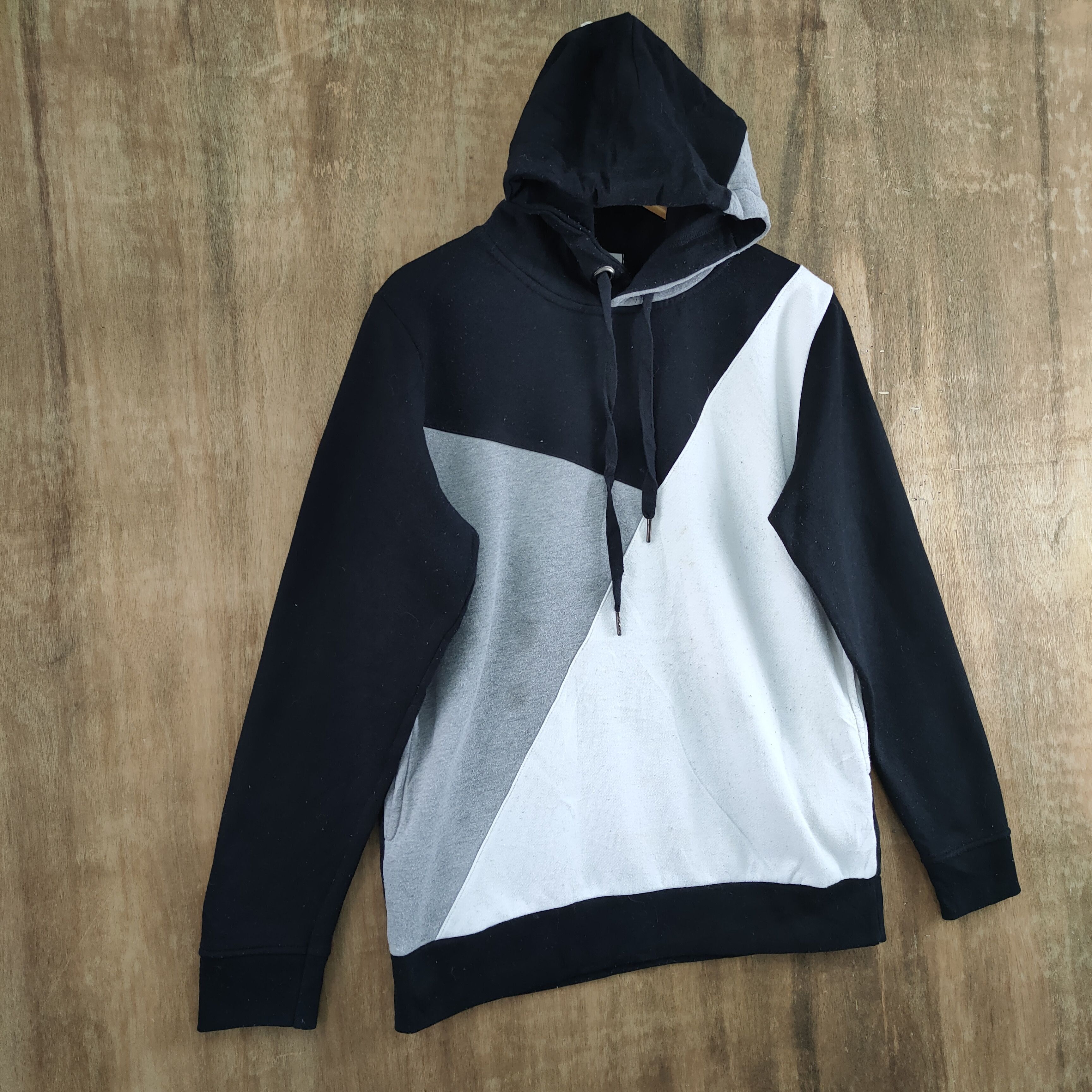 Cross Colours × Japanese Brand BROWNY BLACK WHITE SWEATSHIRT HOODIES Size US L / EU 52-54 / 3 - 8 Thumbnail