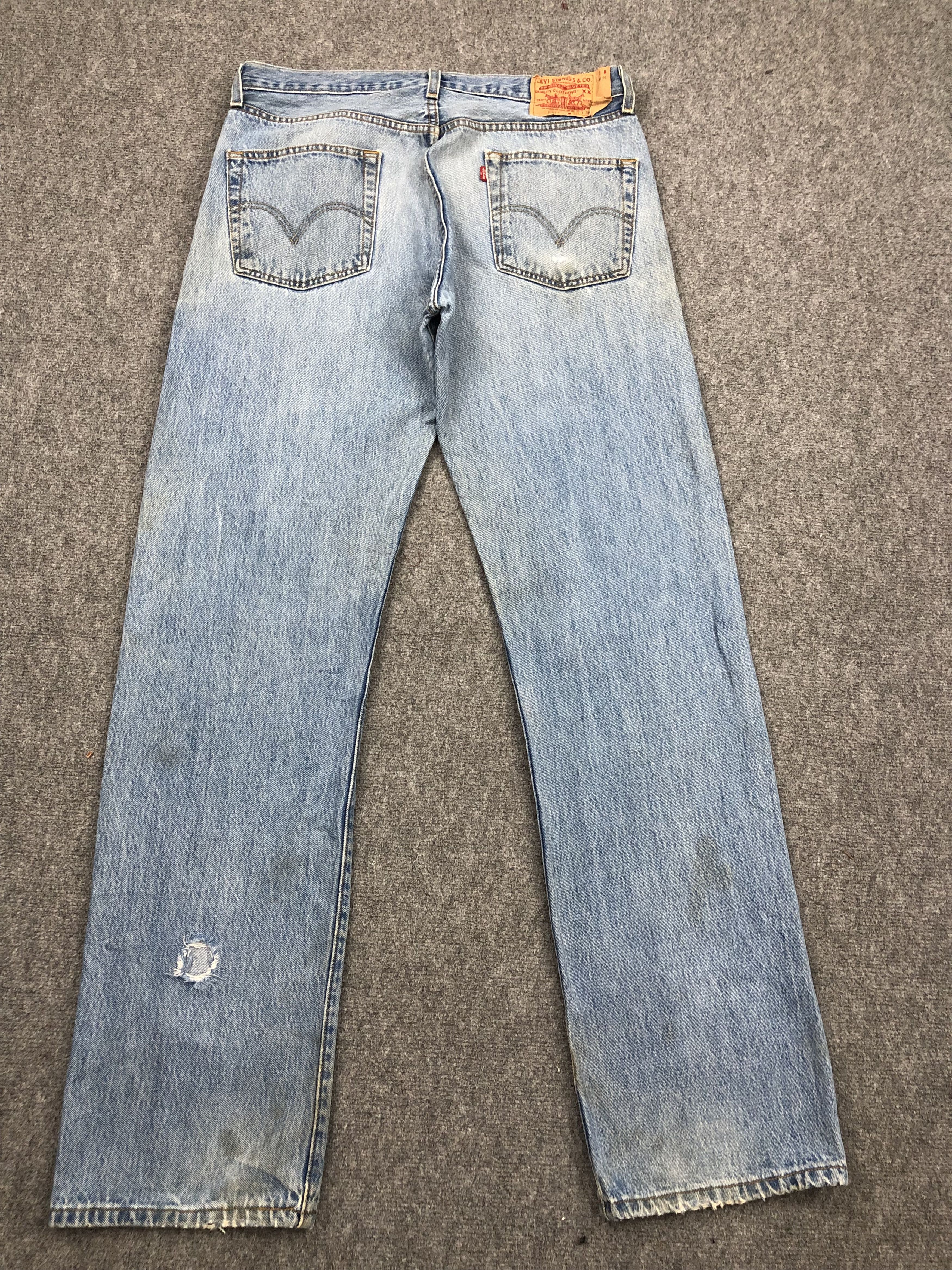 Levi's Faded Blue Vintage Levis 501 Jeans DP1503 Size US 36 / EU 52 - 2 Thumbnail