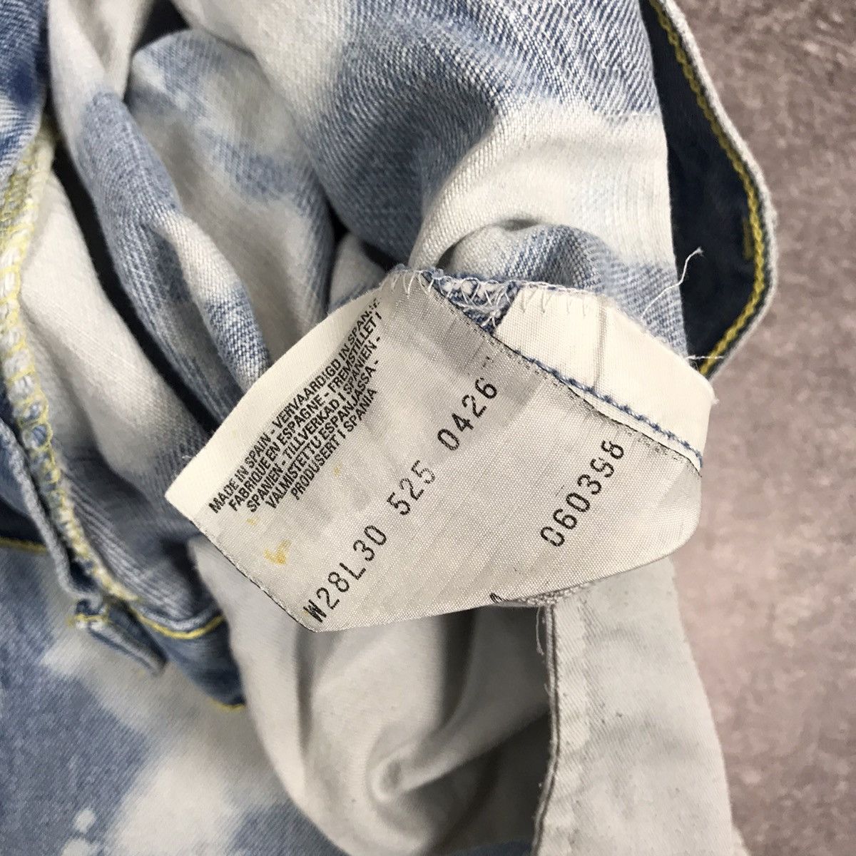 Levi's Vintage Levi’s 525 Made in Spain Jeans Size US 28 / EU 44 - 13 Thumbnail