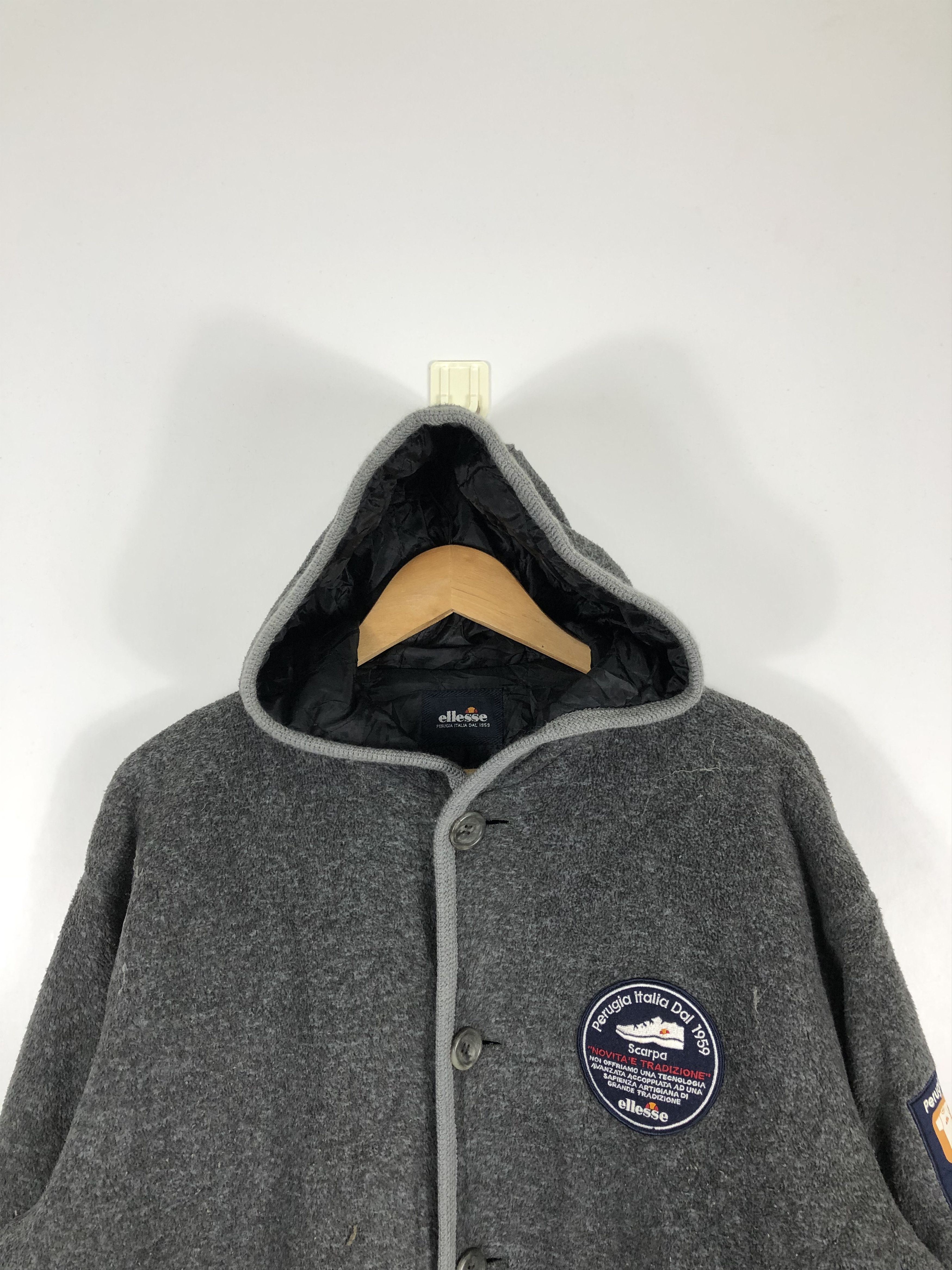 Ellesse Vintage Ellesse Hoodie Button Jacket J0625 Size US L / EU 52-54 / 3 - 2 Thumbnail