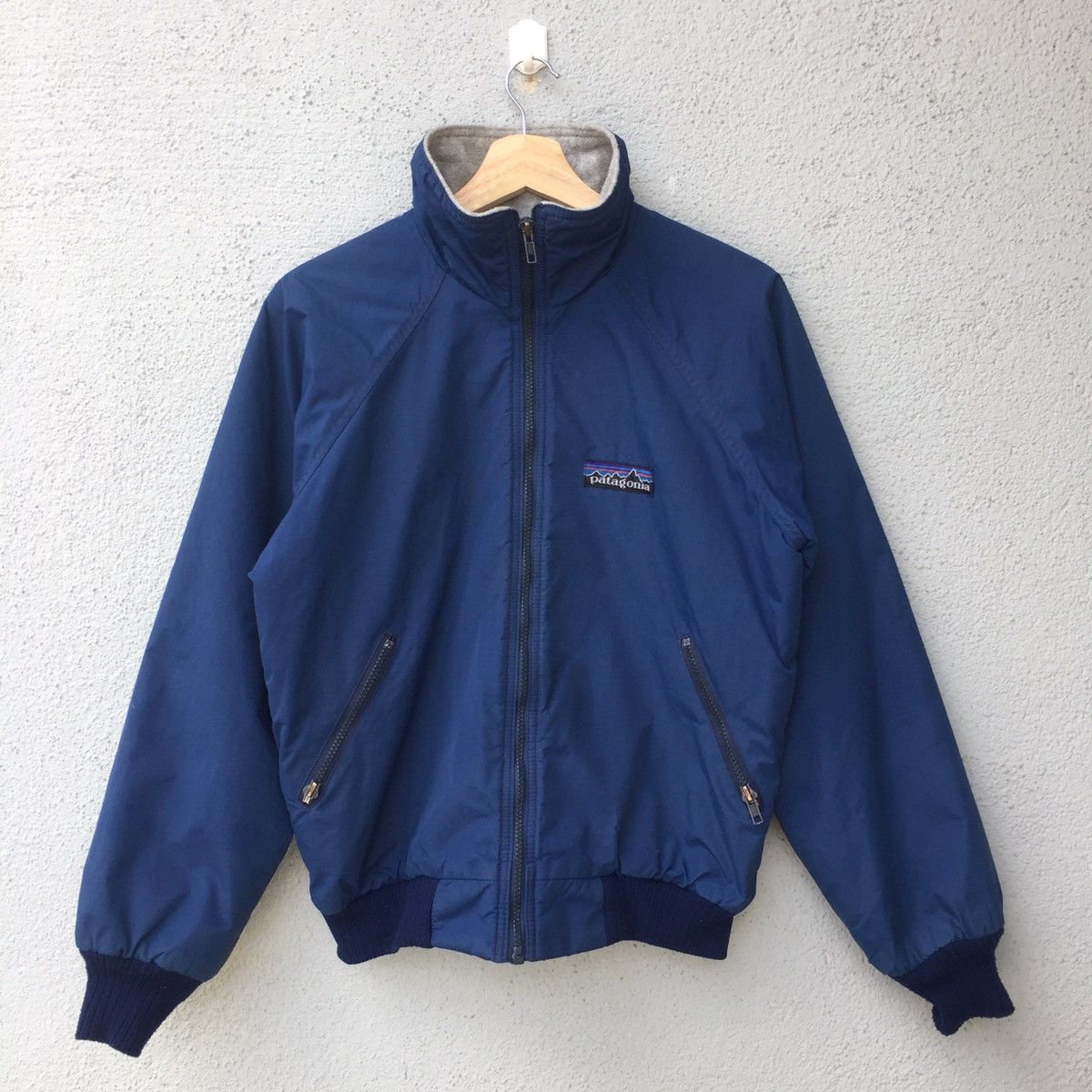 Patagonia Vintage Patagonia Bomber Jacket Made In USA Size US L / EU 52-54 / 3 - 1 Thumbnail