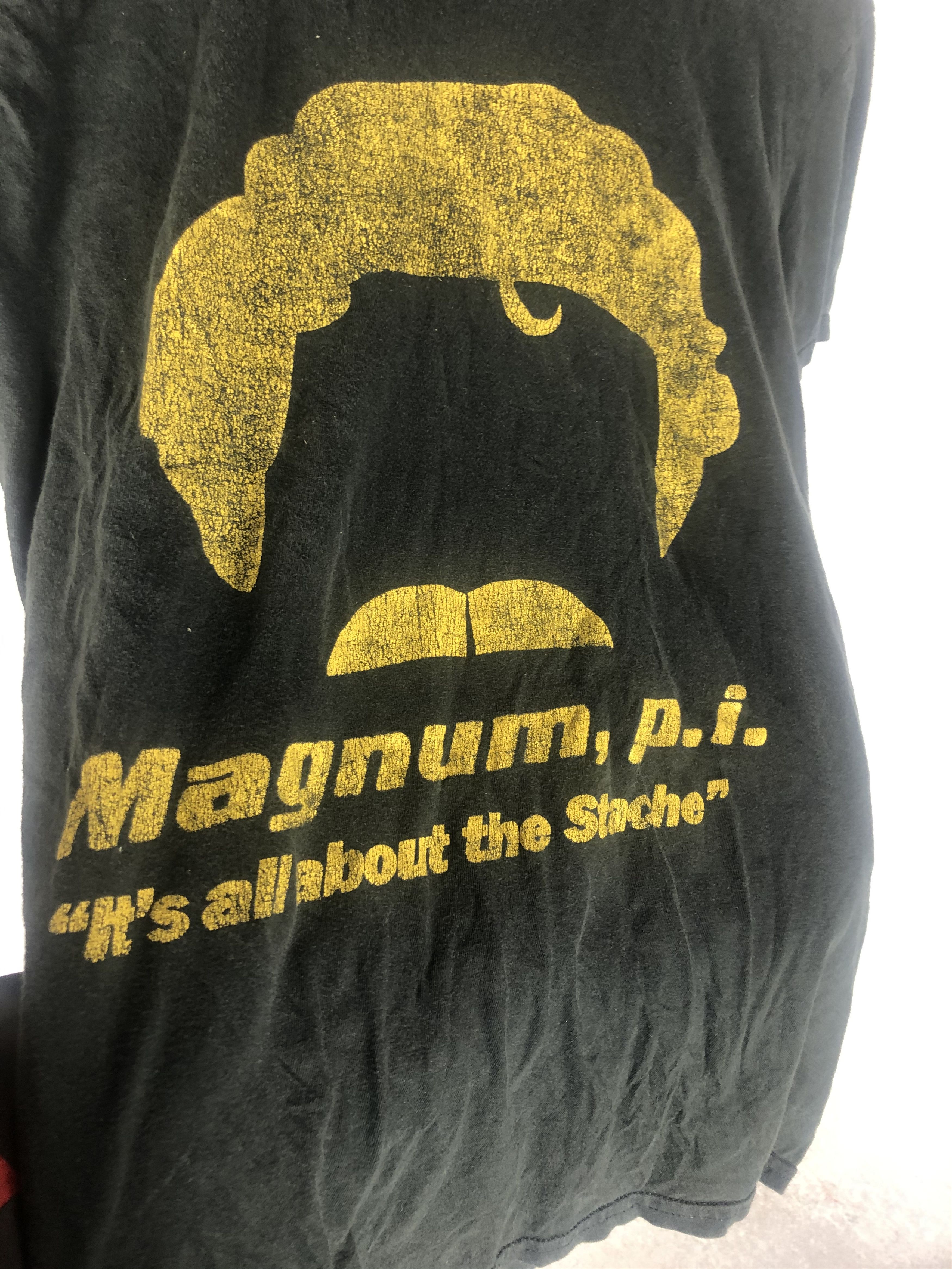 Vintage Magnum P.I. Movie Vintage 90s Tee Y2K shirt Size US S / EU 44-46 / 1 - 2 Thumbnail