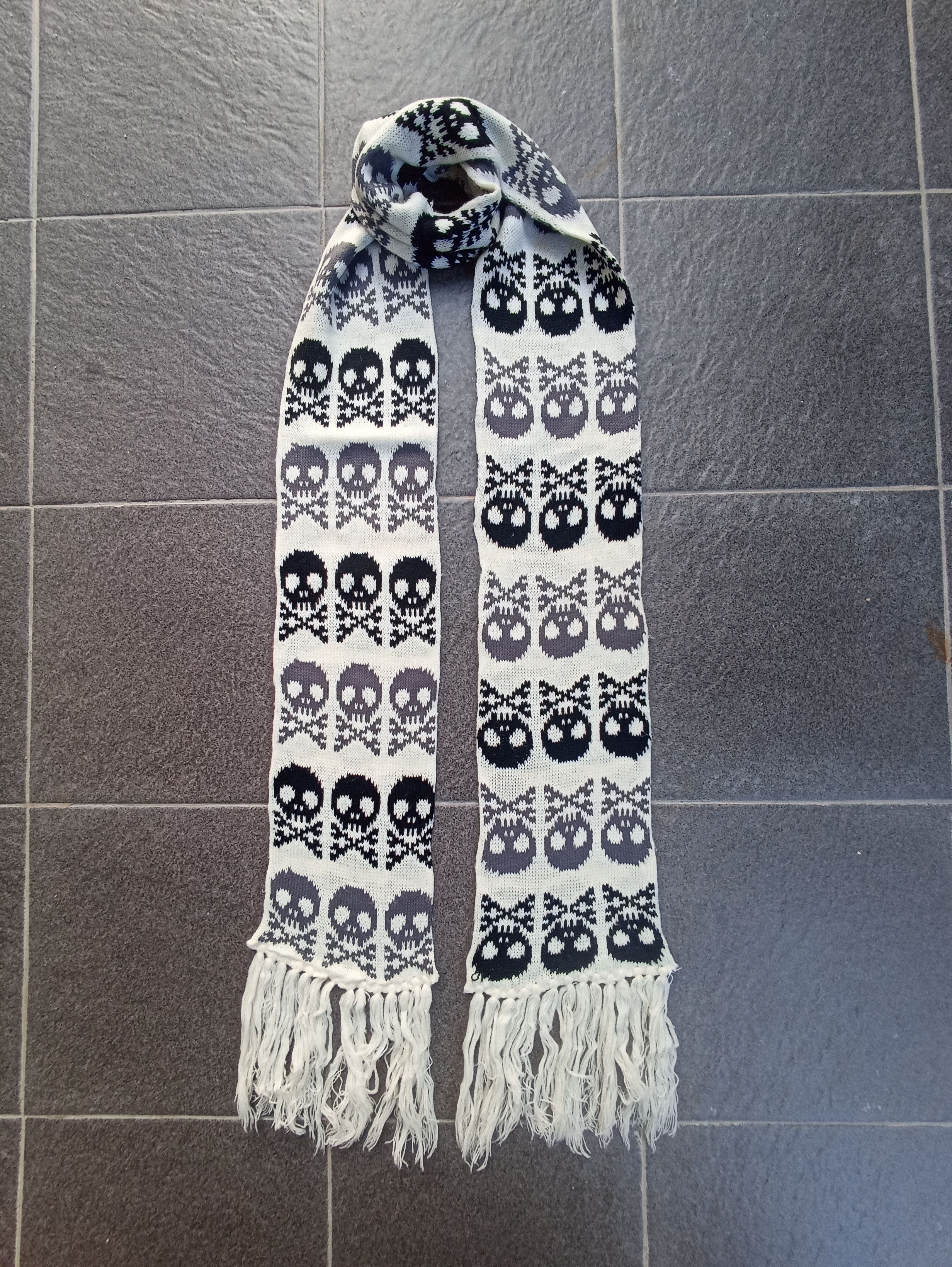 Skull scarf design -SC075