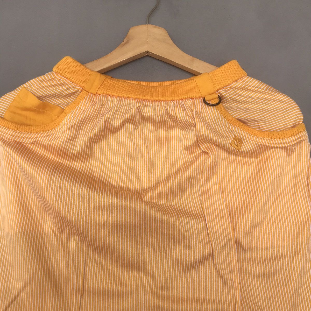 Christian Dior Monsieur × Vintage Vintage Christian Dior Skirt Size 25" / US 0 / IT 36 - 2 Thumbnail
