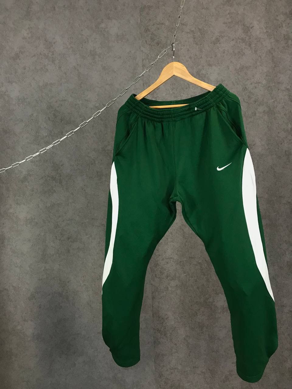 Nike × Vintage Nike swoosh streetwear vintage Y2K sweatpants Size US 34 / EU 50 - 1 Thumbnail