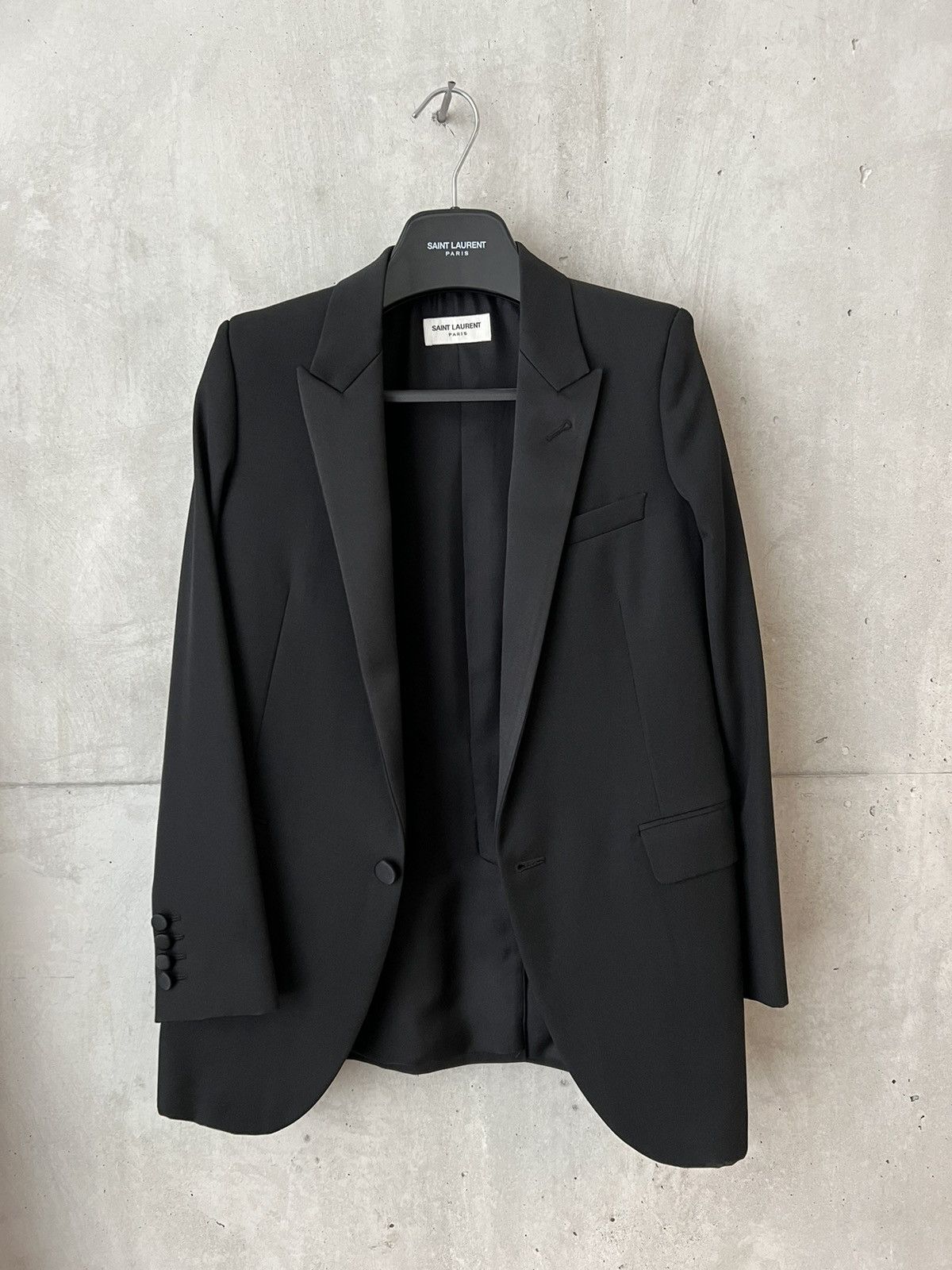 Saint Laurent Paris SAINT LAURENT TUXEDO JACKET Size XS / US 0-2 / IT 36-38 - 1 Thumbnail