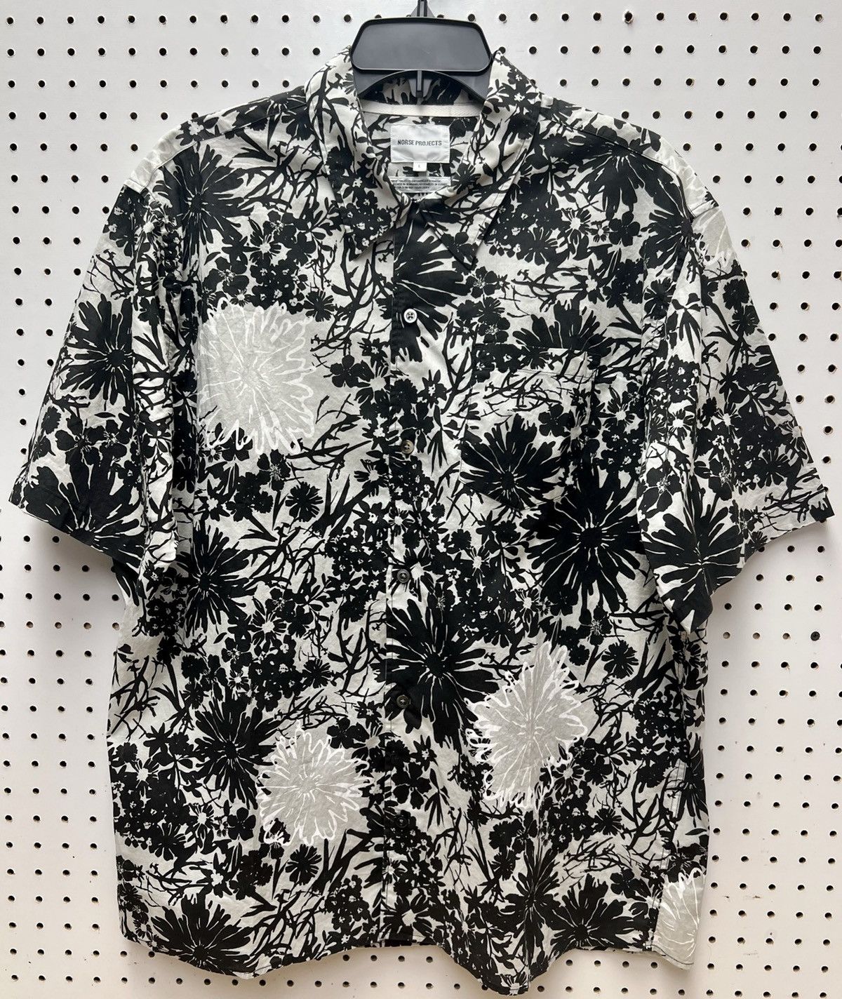 Norse Projects Norse projects button up shirt Size US L / EU 52-54 / 3 - 1 Thumbnail