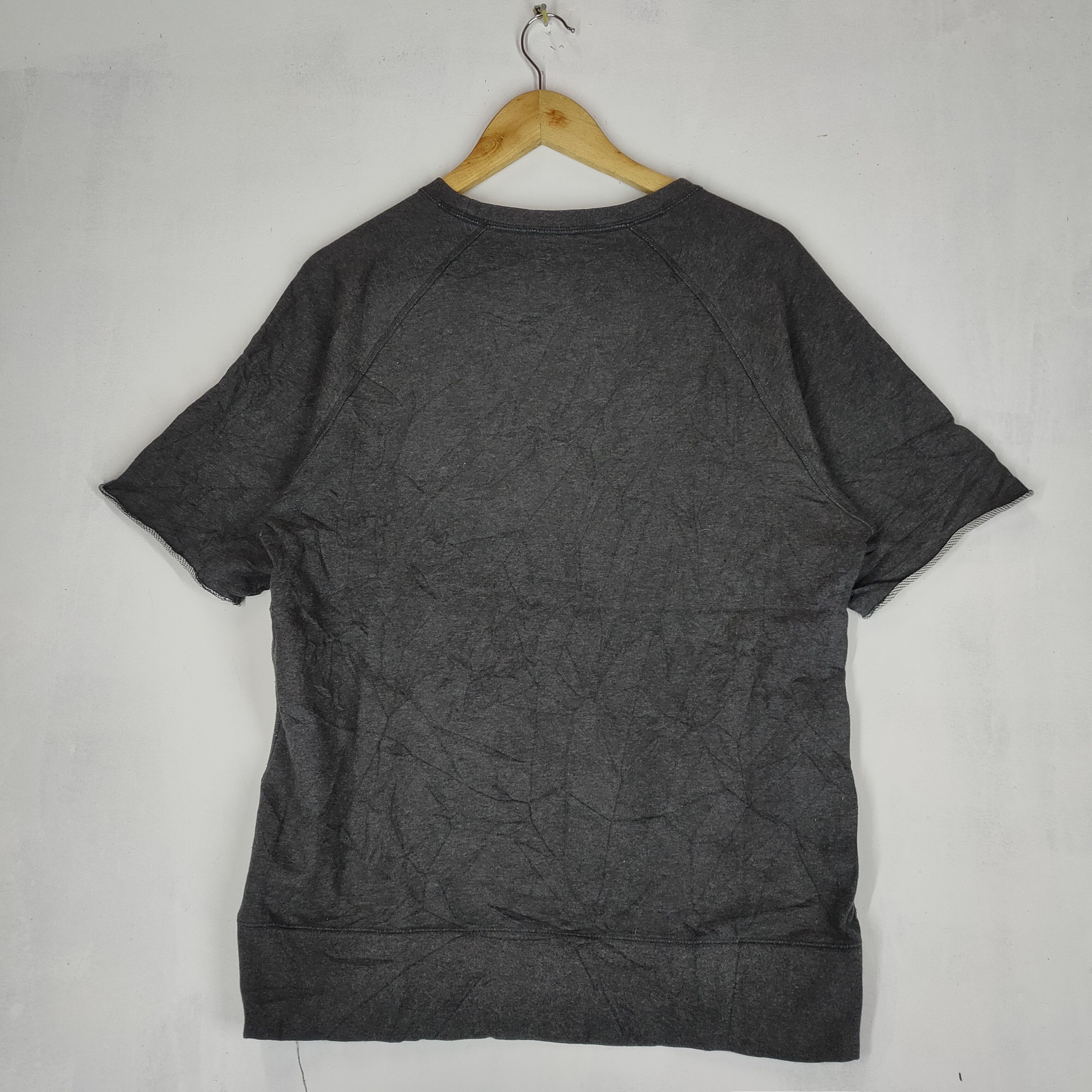 Nike NIKE PRINTED SWOOSH LOGO Short Sleeve Crewneck Sweatshirt Size US M / EU 48-50 / 2 - 6 Thumbnail