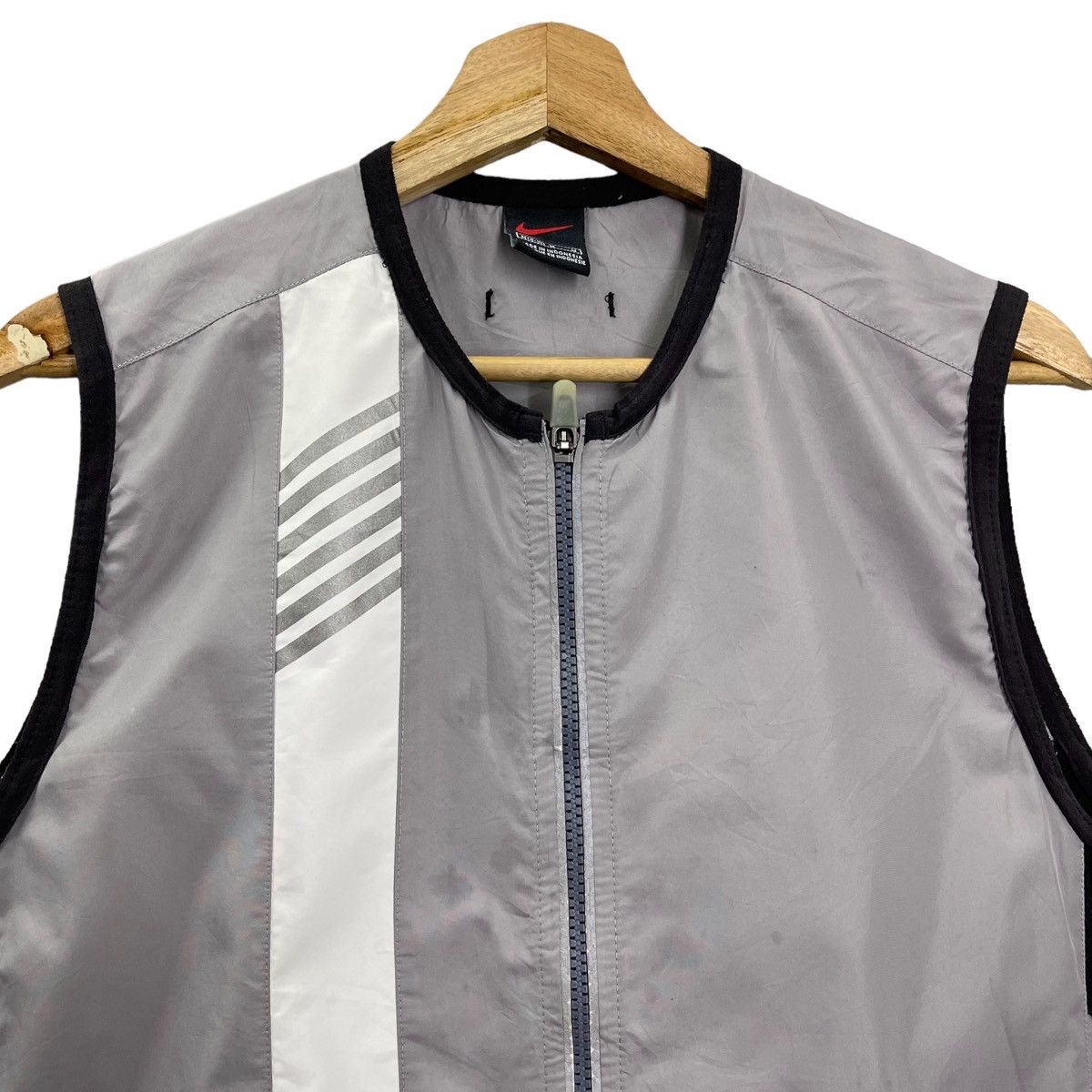 Nike 90's Vintage Nike Vest Zip-up Warm Women Size M Size M / US 6-8 / IT 42-44 - 4 Thumbnail