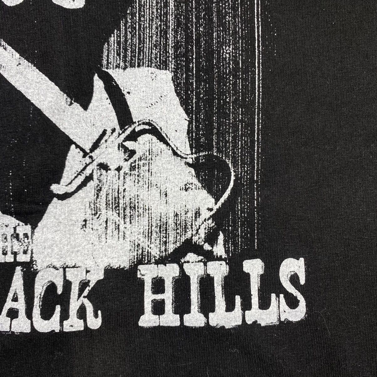 Band Tees Vintage Phantom Of The Black Hills T Shirt Rock Band Tee Size US XL / EU 56 / 4 - 6 Thumbnail