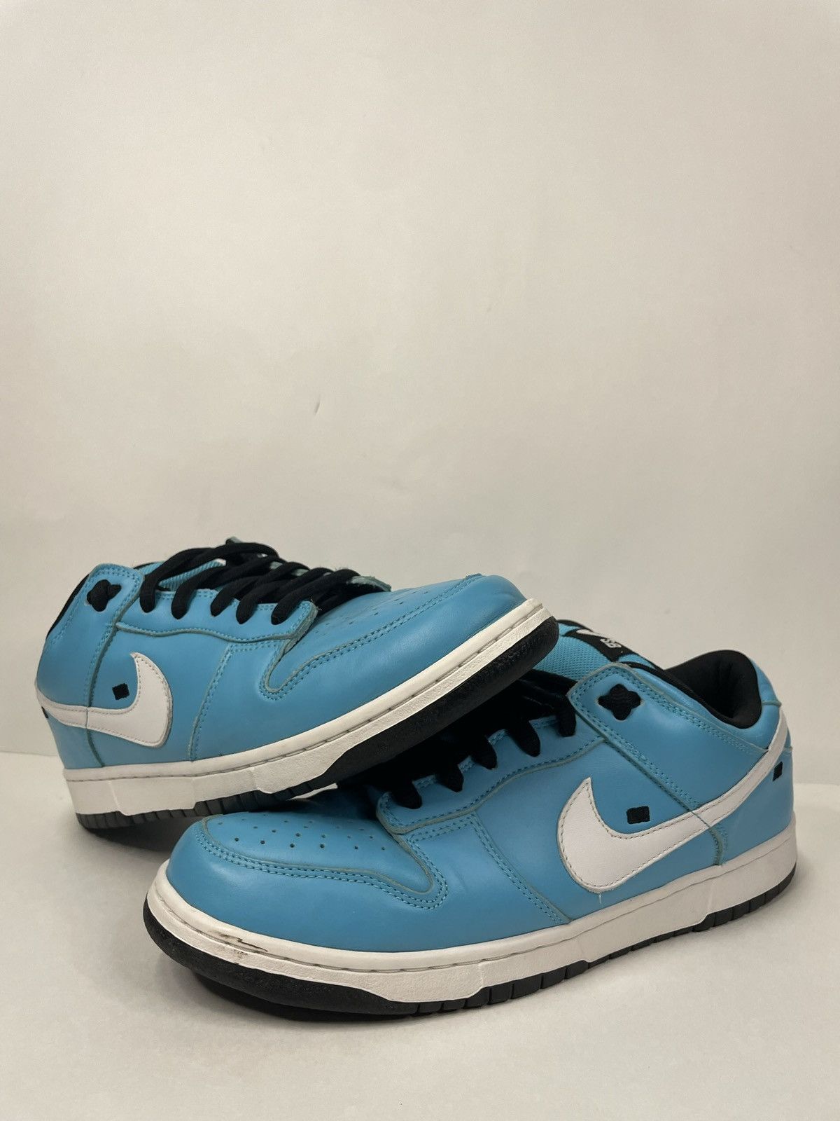 nike sb taxi cab