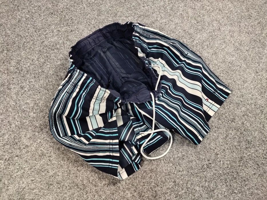 Tommy Hilfiger Vintage Tommy Hilfiger Striped Shorts Casual Streetwear Size US 36 / EU 52 - 8 Thumbnail