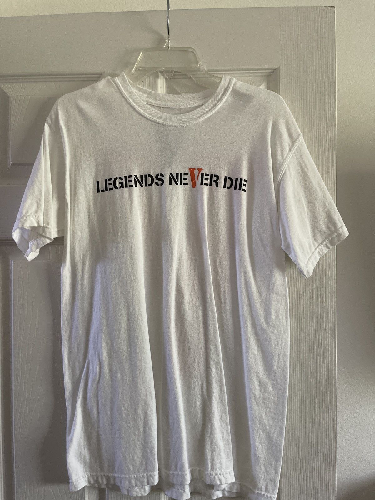Vlone Vlone x Legends never die tshirt Size US M / EU 48-50 / 2 - 1 Thumbnail