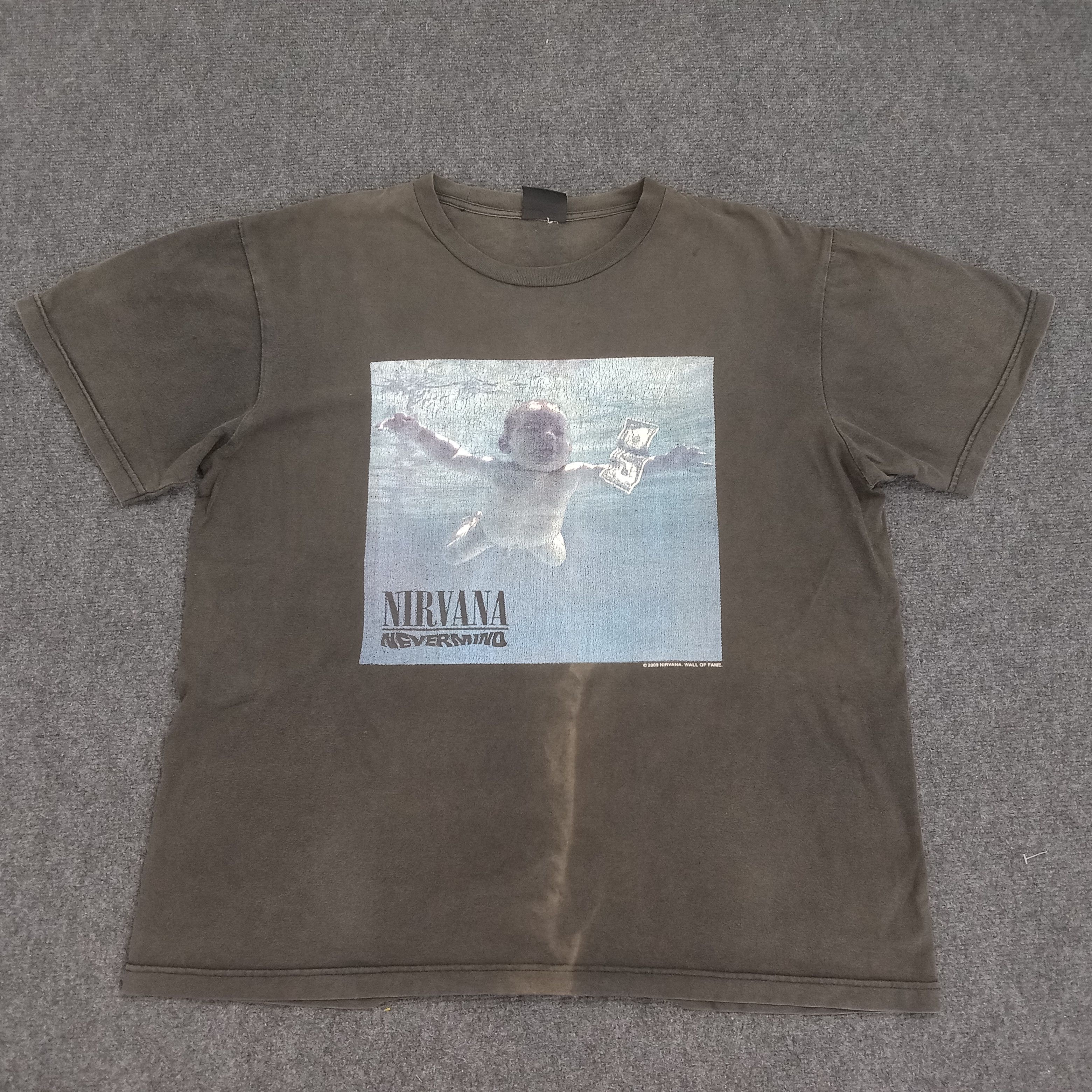 image of Band Tees x Nirvana Vintage Nirvana Nevermind American Rock Band Album T-Shirt in Black (Size XL)