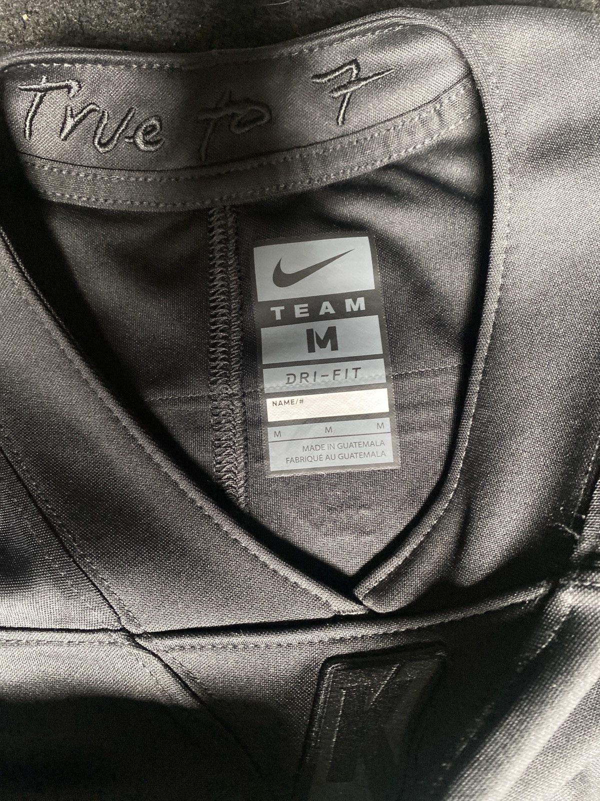 Nike Colin KAPERNICK 2.0 Jersey - Sz M - New Size US M / EU 48-50 / 2 - 5 Thumbnail