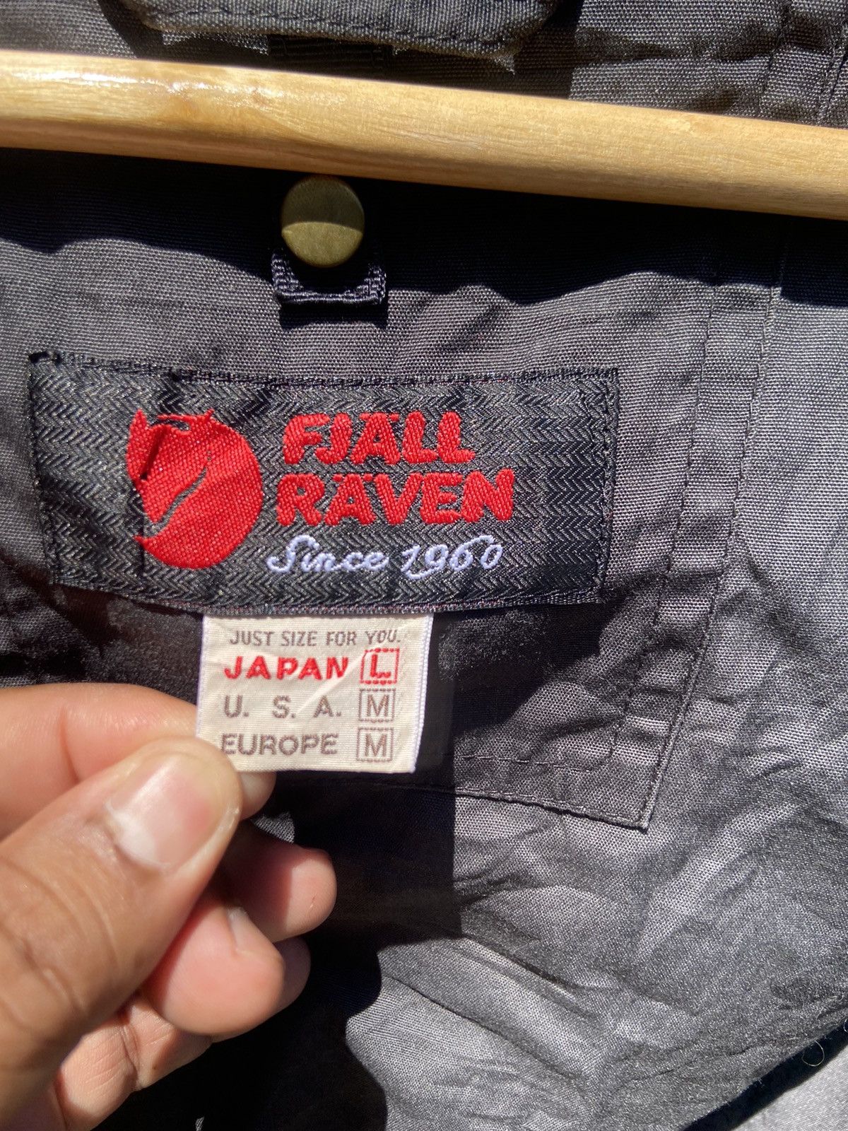 Fjallraven 🔥🔥LAST OFFER🔥🔥RARE!! FJ’A’LL R’A’VEN Zipper Jacket Large Size US L / EU 52-54 / 3 - 13 Thumbnail