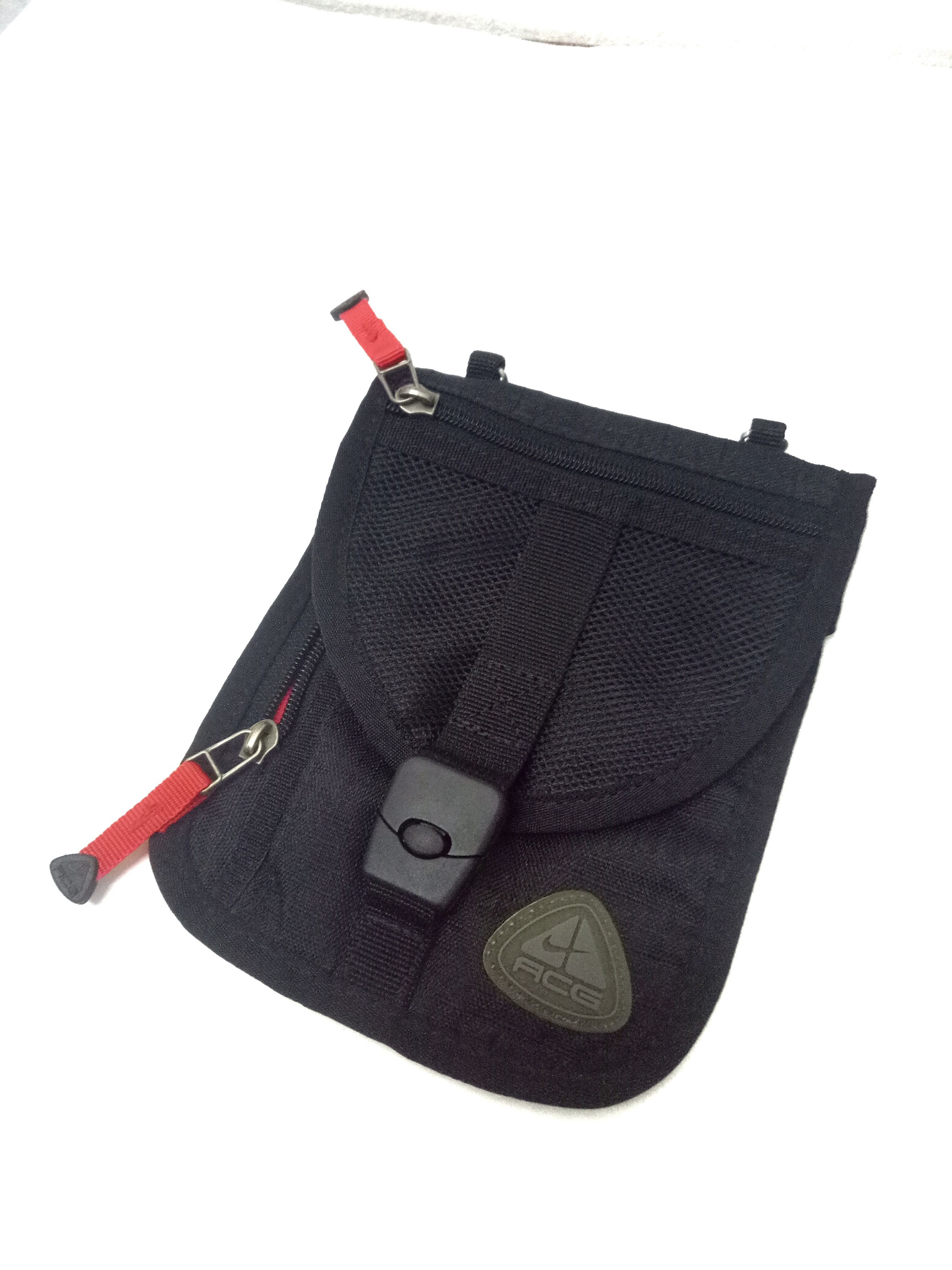 Nike × Nike ACG RARE!! Vintage 90’s NIKE ACG sling / Waist bag Size ONE SIZE - 1 Thumbnail