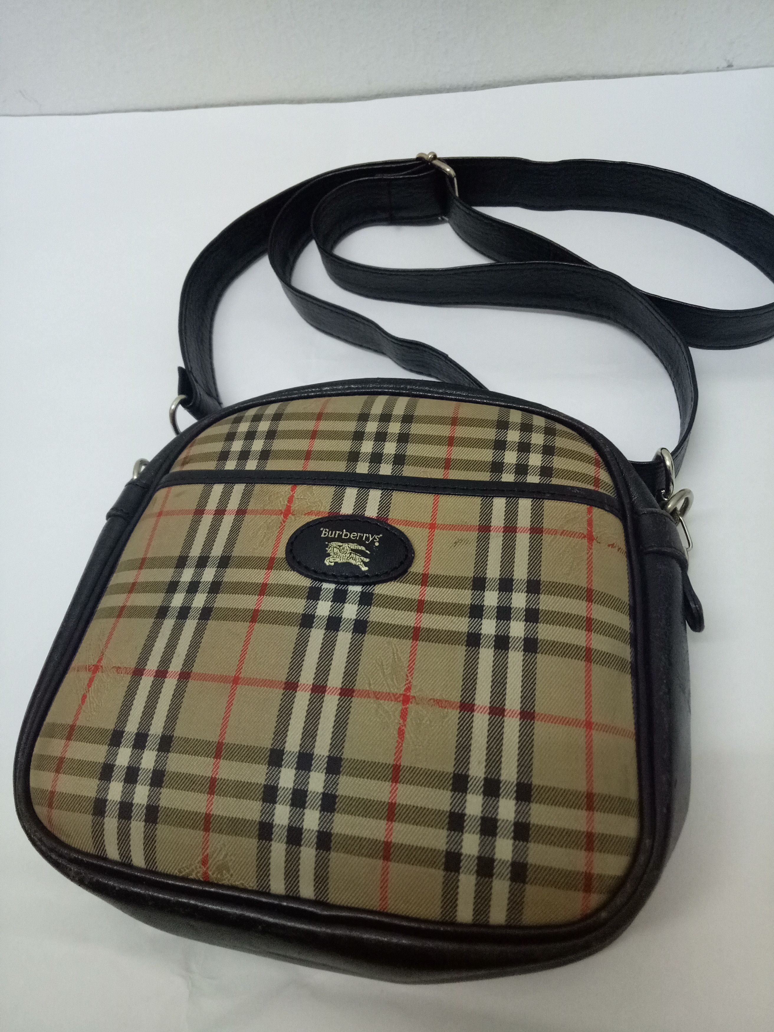Burberry Vintage BURBERRYS Nova Check Sling bag Size ONE SIZE - 2 Thumbnail