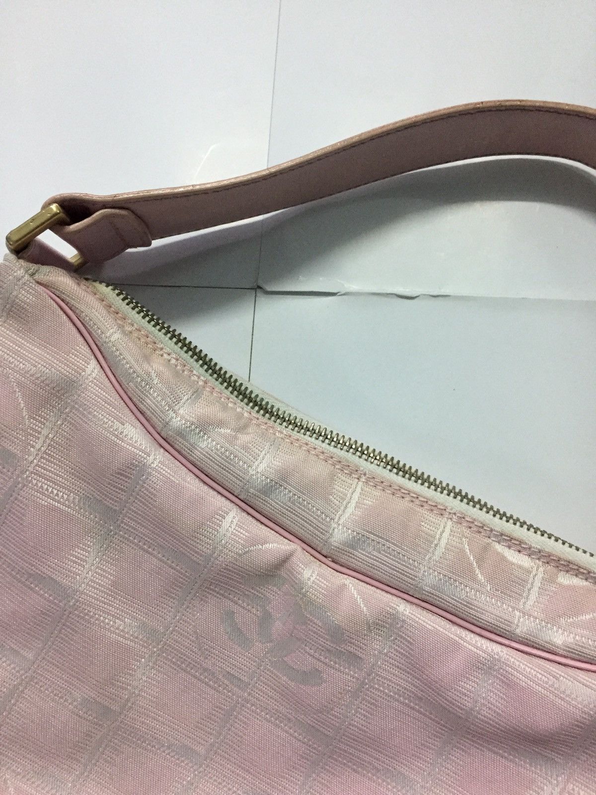 Chanel Vtg chanel hobo bag Size ONE SIZE - 8 Thumbnail