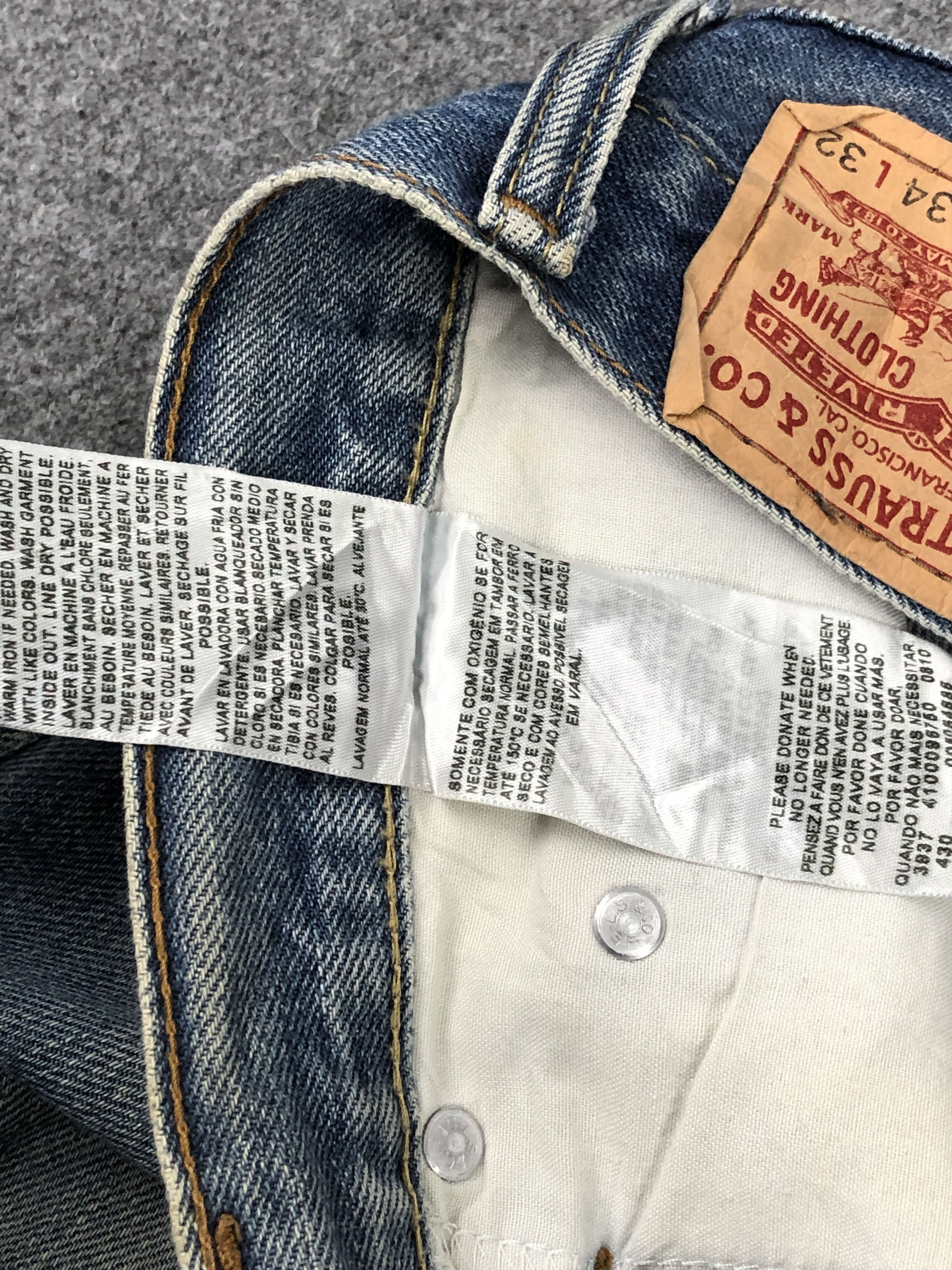 Levi's Vintage Levis 505 Blue Faded Jeans DP1458 Size US 37 - 9 Thumbnail