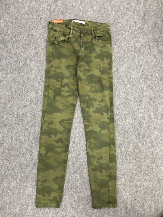 Zara camo outlet jeans