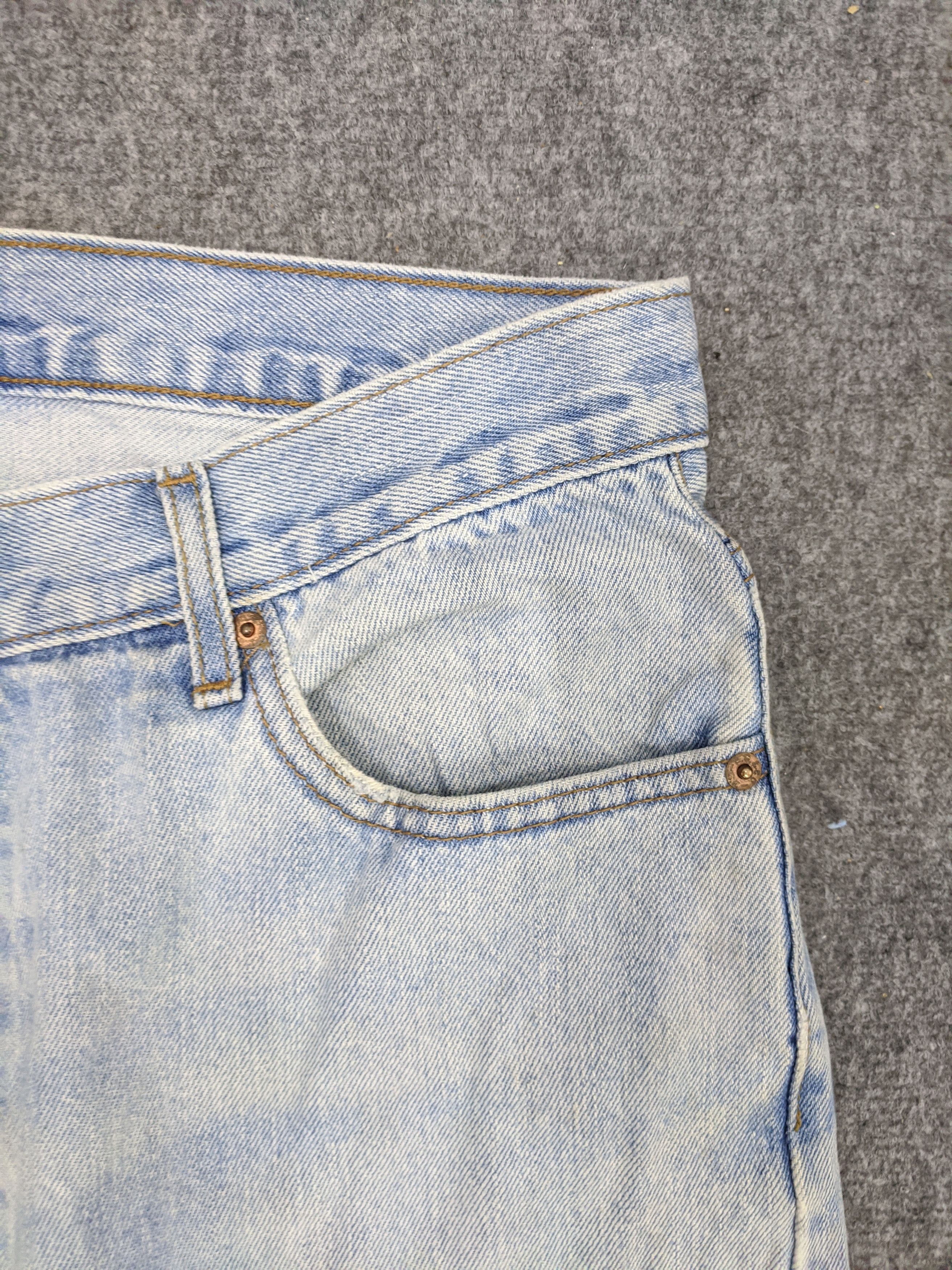 Levi's Vintage Levis 505 Light Wash Jeans DP0681 Size US 37 - 9 Thumbnail