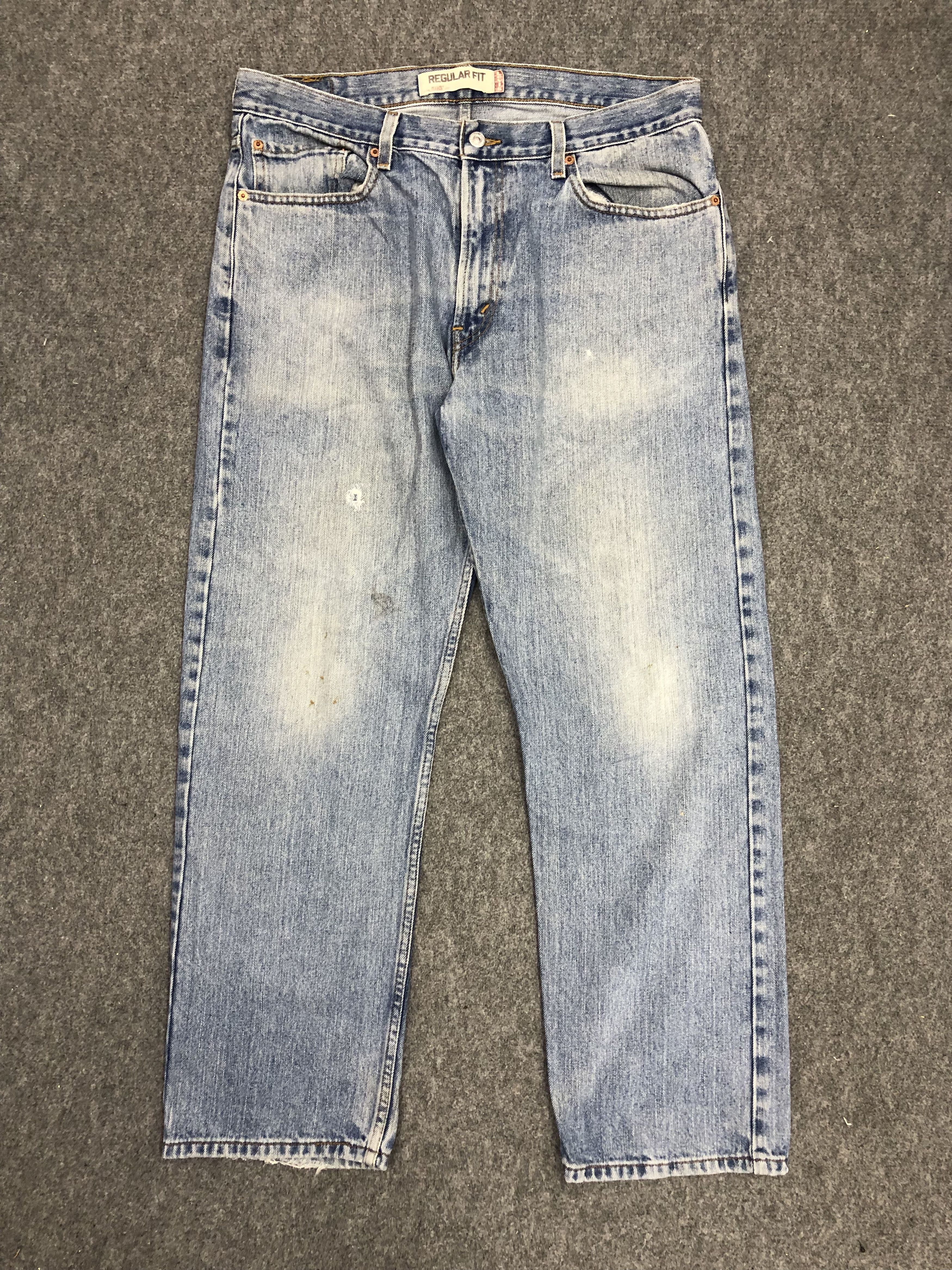 image of Levis 505 Regular Fit Denim Jeans in Blue Denim, Men's (Size 36)