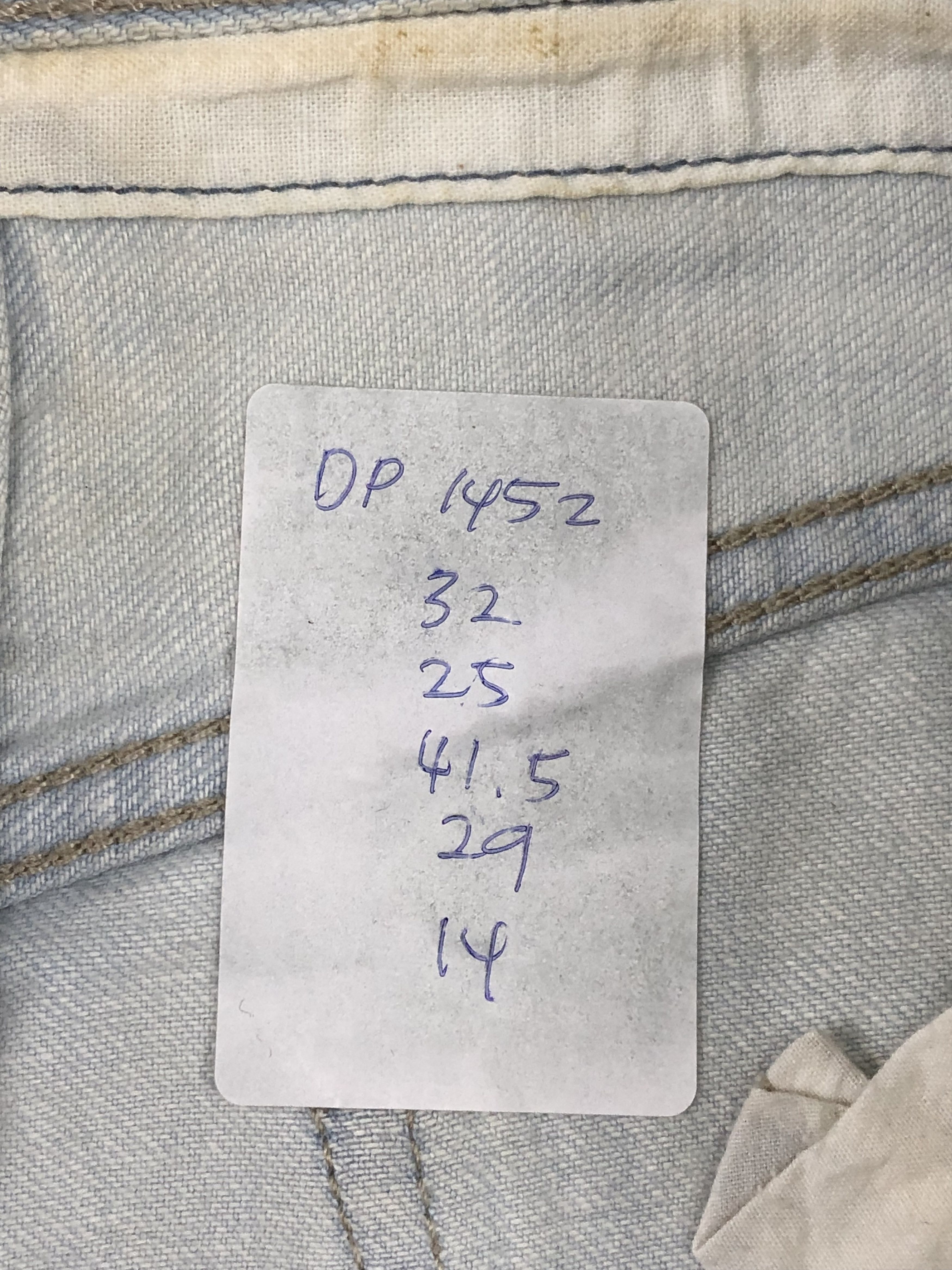 Levi's Vintage Levis Light Wash Jeans DP1452 Size US 32 / EU 48 - 13 Thumbnail