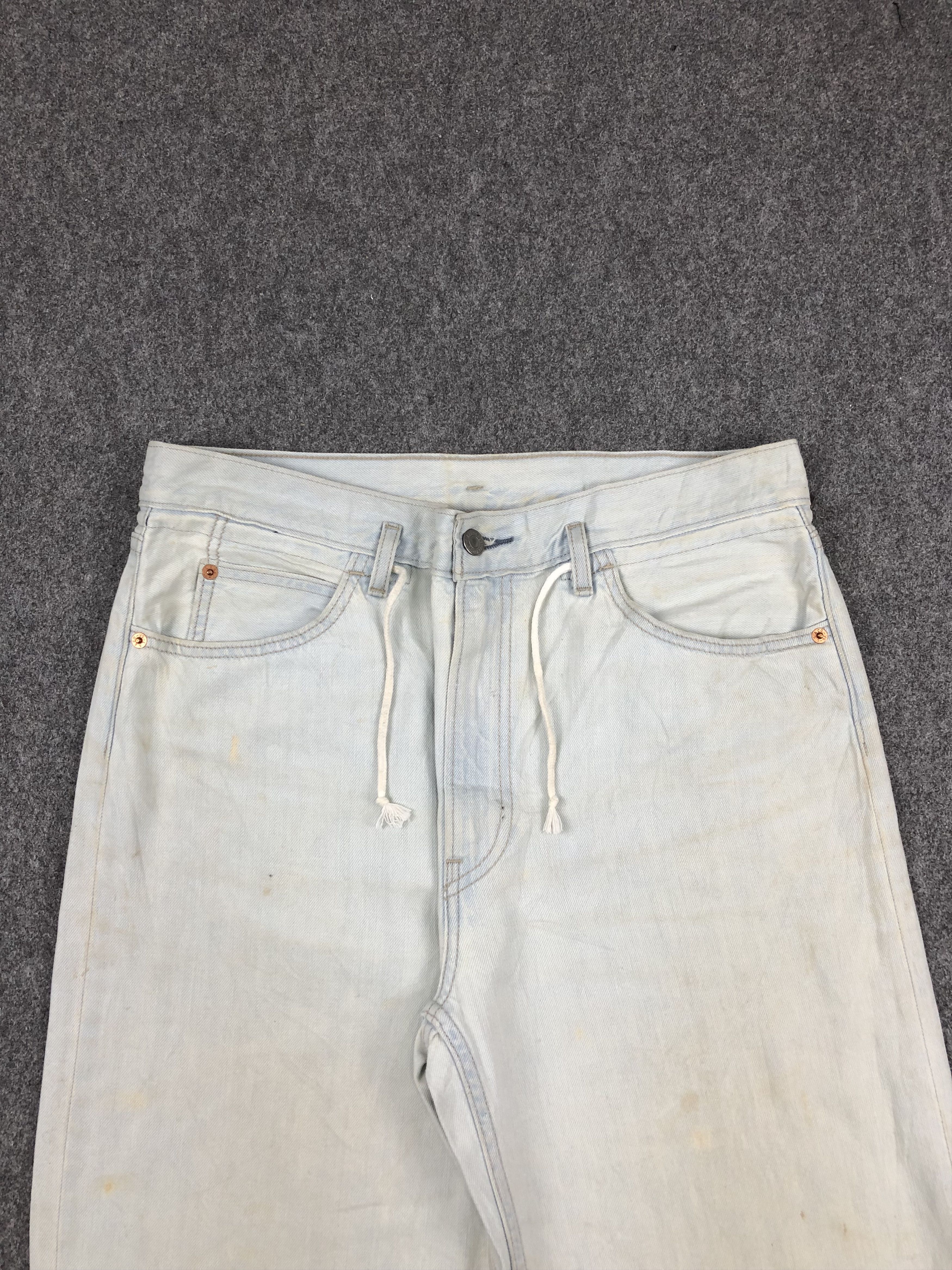 Levi's Vintage Levis Light Wash Jeans DP1452 Size US 32 / EU 48 - 2 Thumbnail