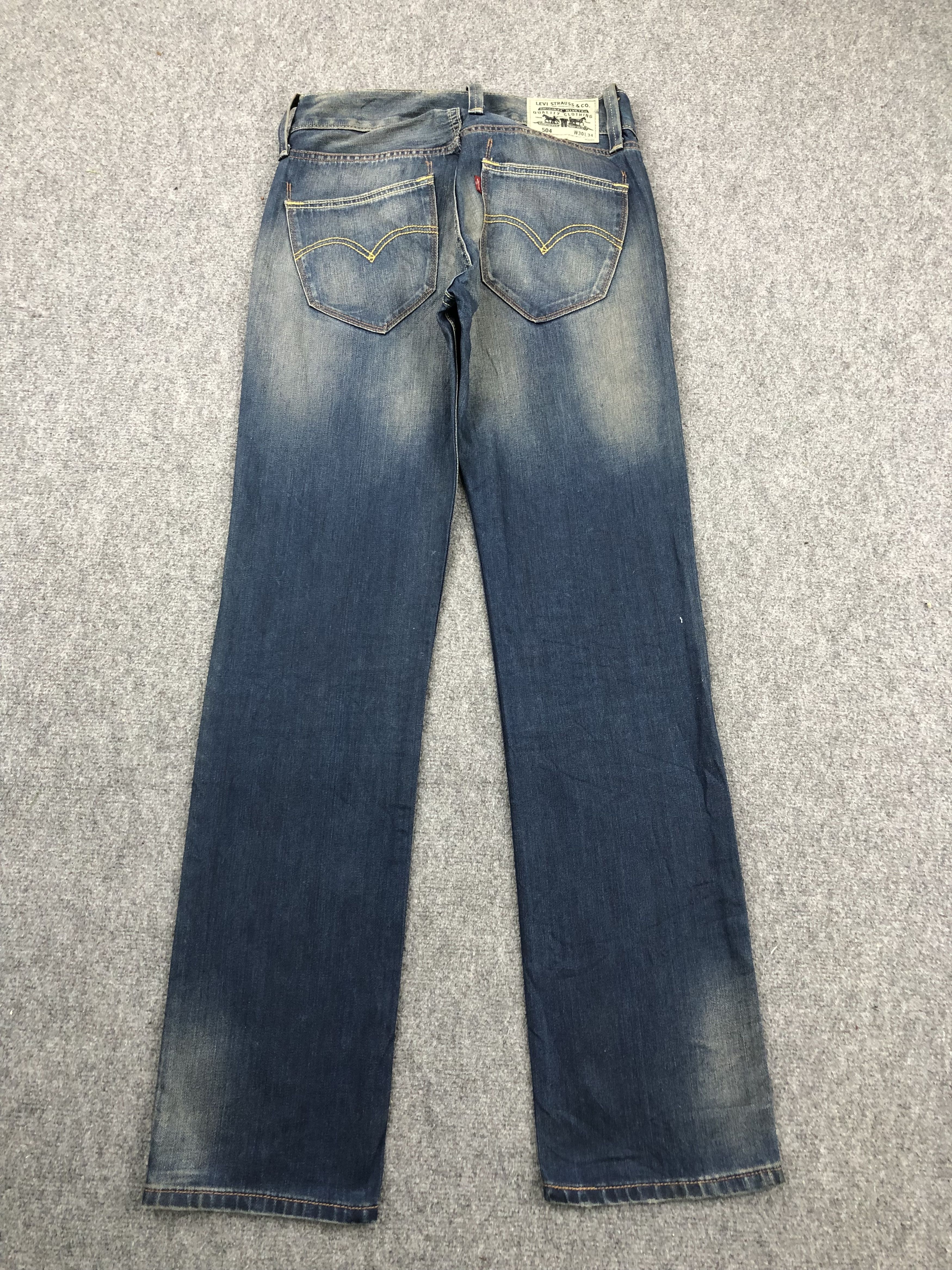 Levi's Vintage Levis 504 Faded Blue Jeans Size US 32 / EU 48 - 3 Thumbnail