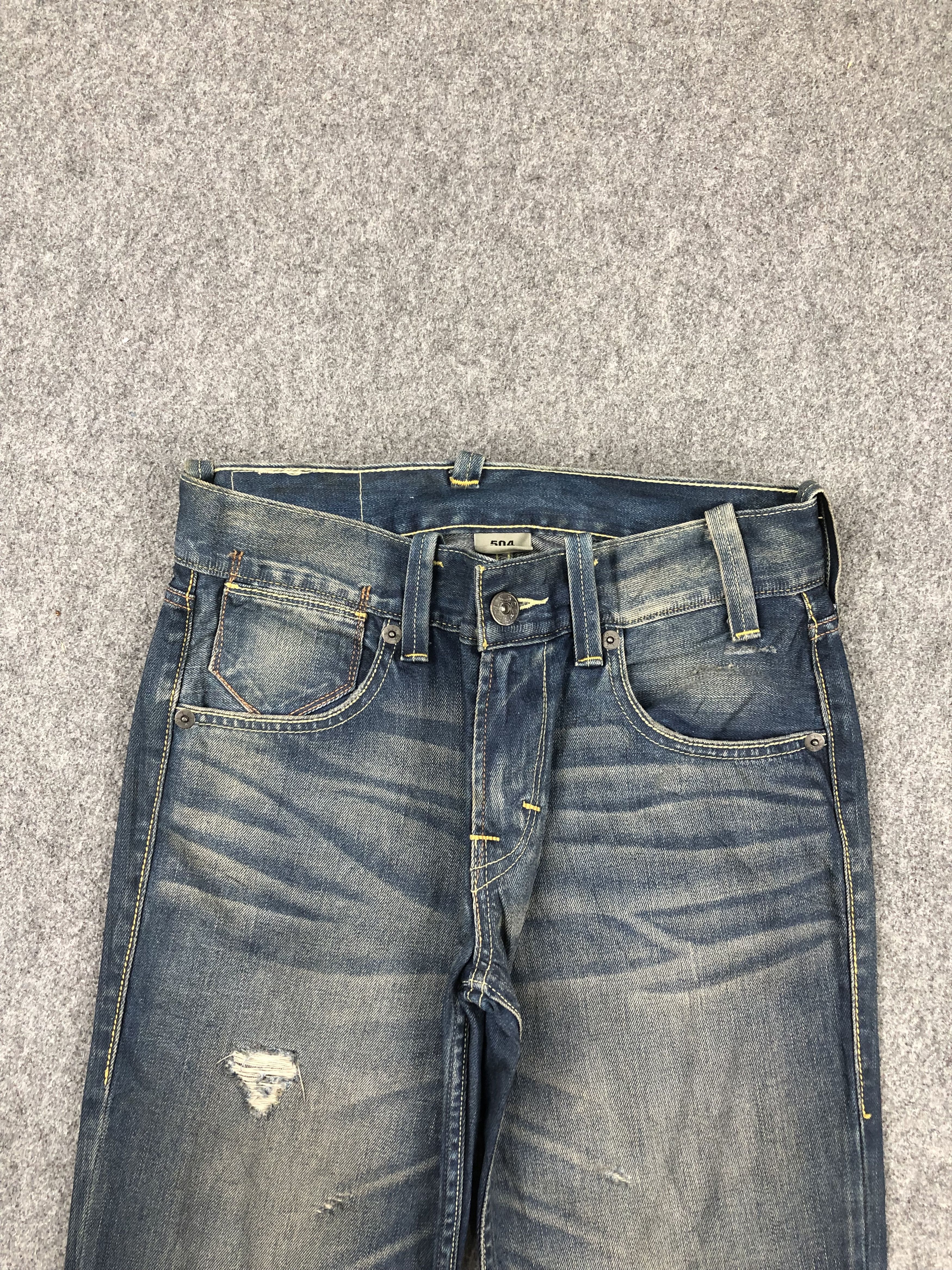Levi's Vintage Levis 504 Faded Blue Jeans Size US 32 / EU 48 - 2 Thumbnail