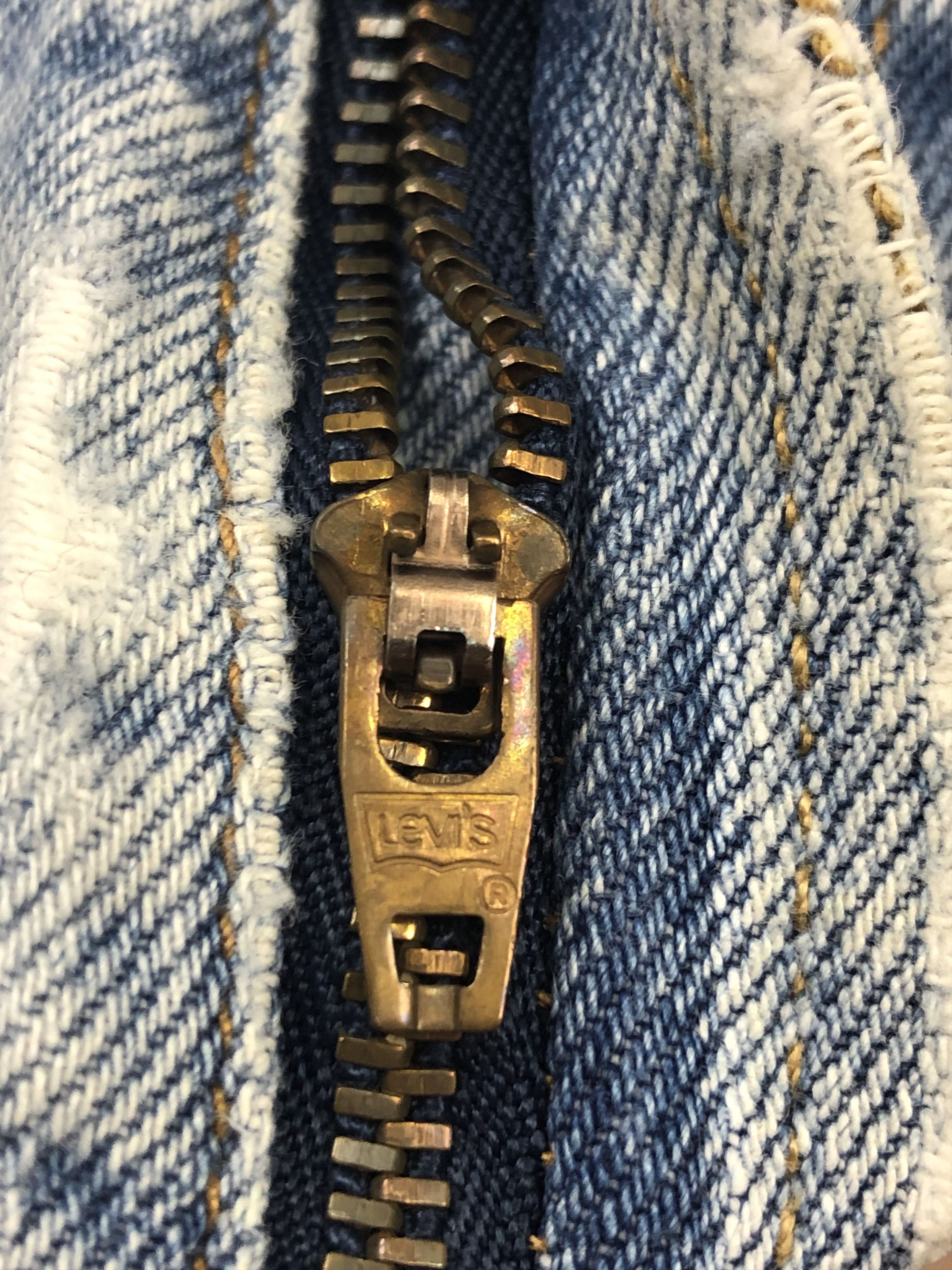 Levi's Vintage Levis 550 Light Wash Jeans DP1522 Size US 36 / EU 52 - 9 Thumbnail