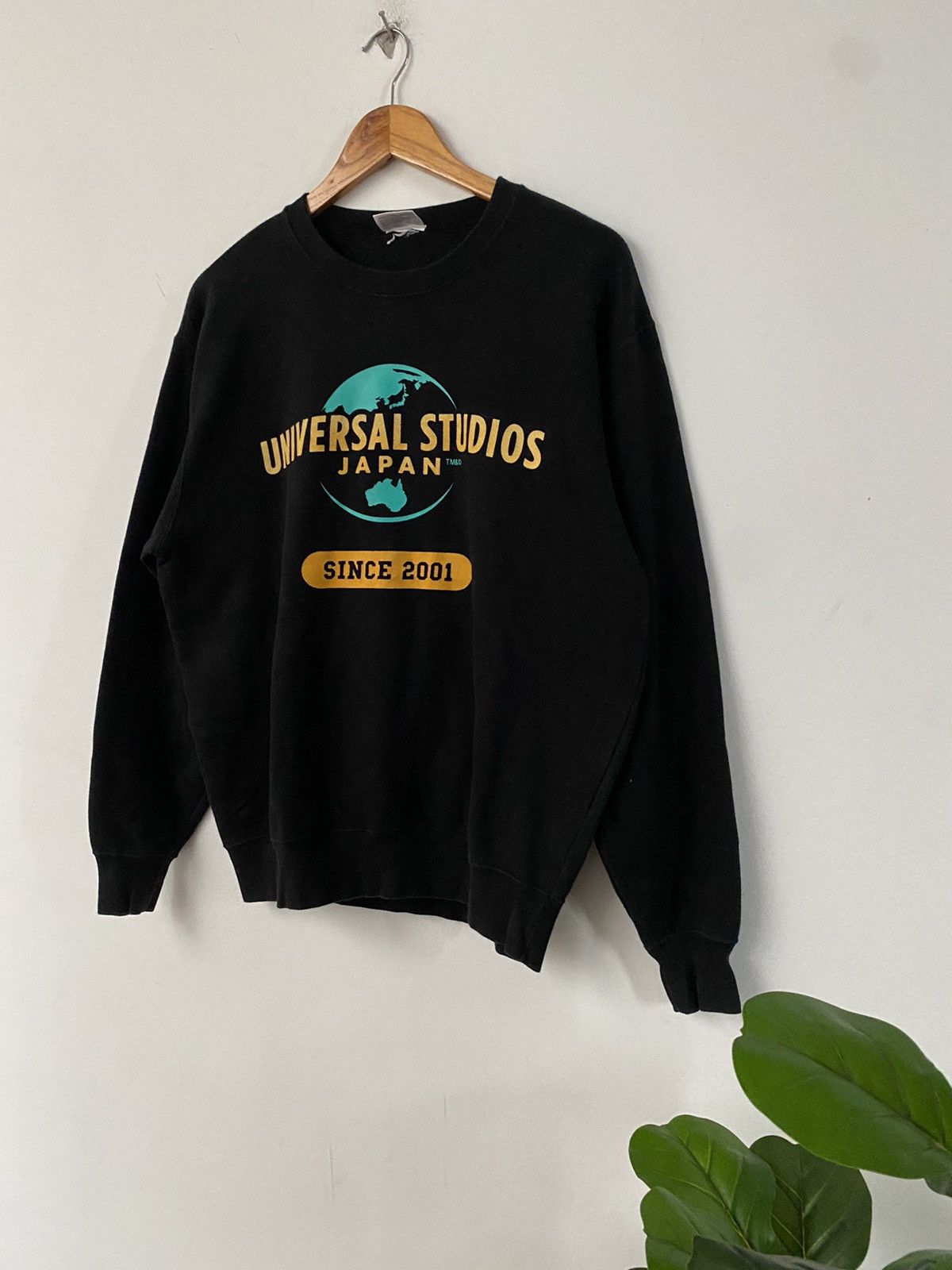 Japanese Brand × Vintage 💥best offer💥VTG Sweatshirt universal studios Japan TM& logo Size US M / EU 48-50 / 2 - 2 Thumbnail