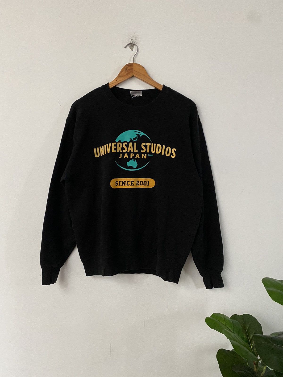 Japanese Brand × Vintage 💥best offer💥VTG Sweatshirt universal studios Japan TM& logo Size US M / EU 48-50 / 2 - 1 Thumbnail