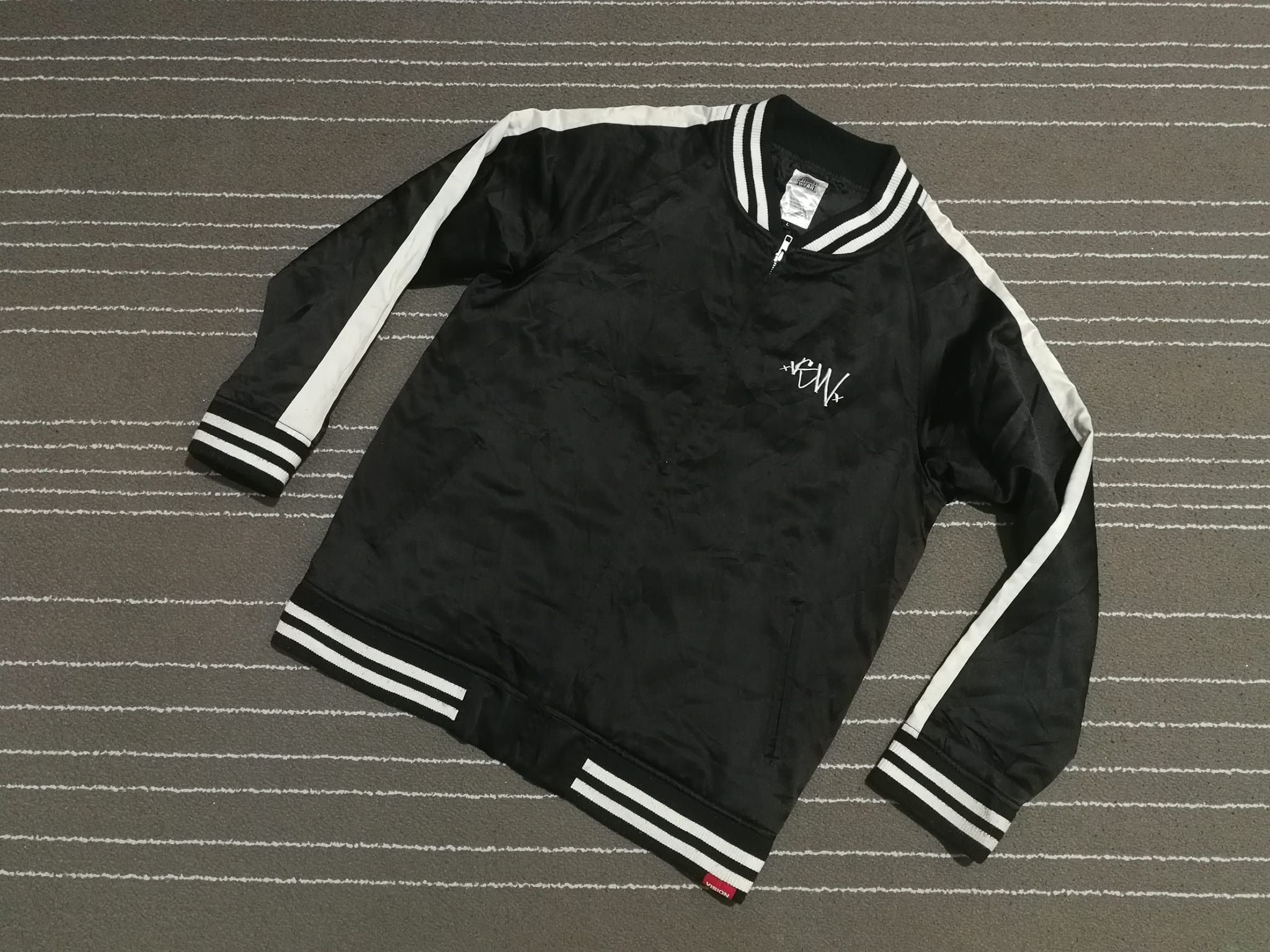 VISION STREET WEAR black jacket M