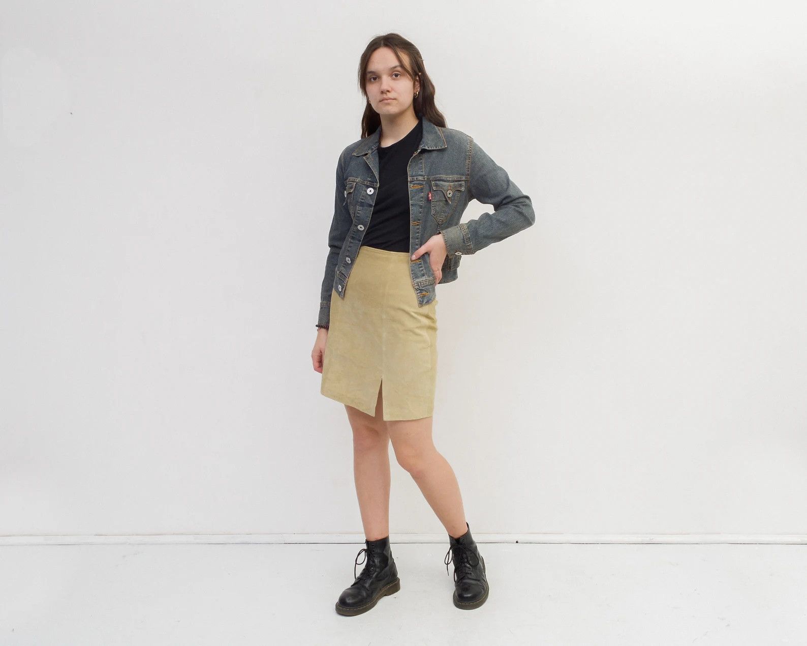 Leather × Vintage Monari 70's Vintage Mini Suede A Line Skirt Boho Retro VTG Size 30" / US 8 / IT 44 - 3 Thumbnail