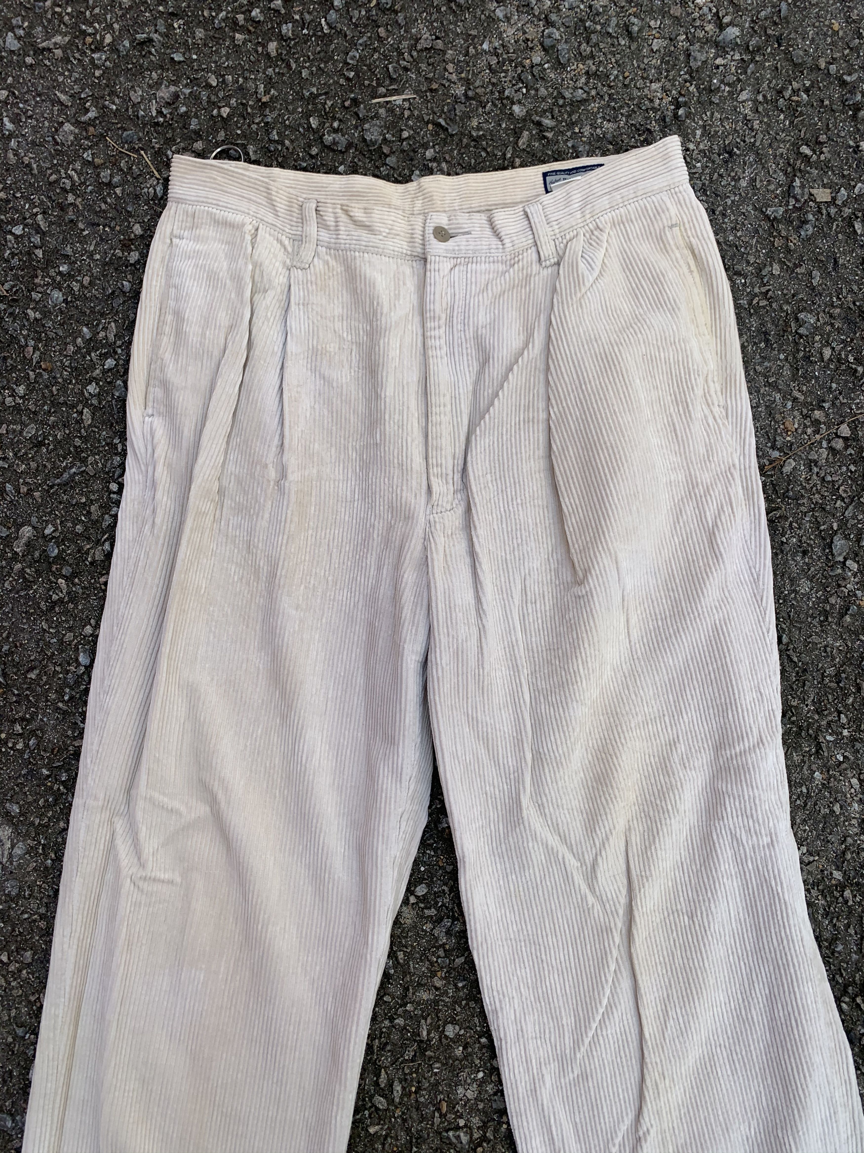 Japanese Brand 🔥Uniqlo Corduroy Pants Size US 34 / EU 50 - 3 Thumbnail