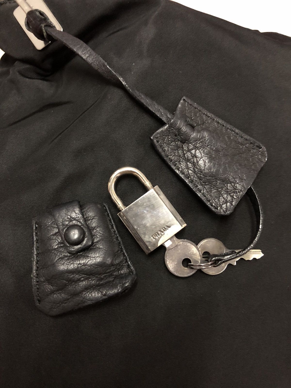 Prada AUTHENTIC PRADA NYLON LEATHER SHOULDER BAG Size ONE SIZE - 14 Thumbnail