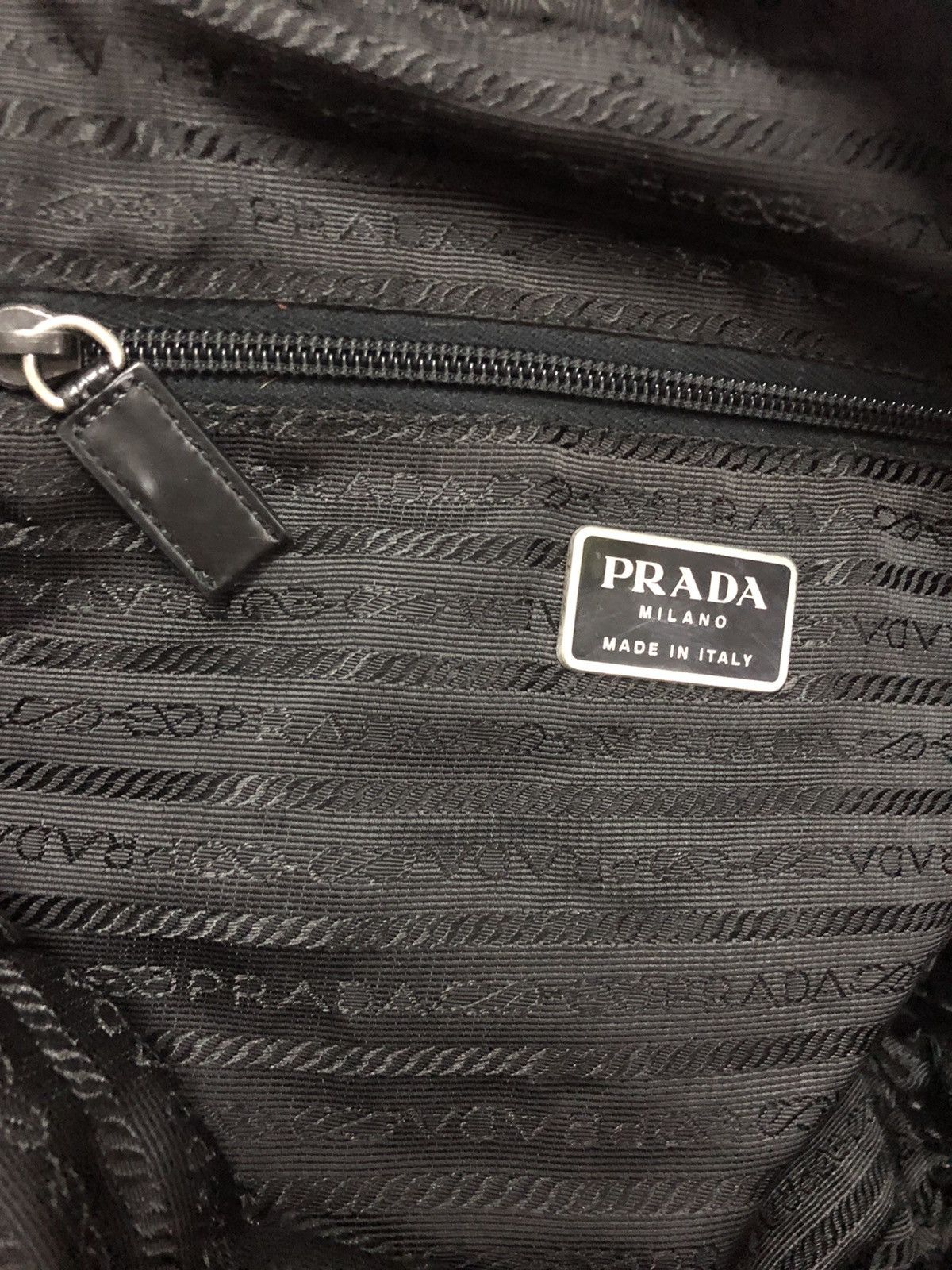 Prada 🔥 FINAL DROP 🔥 AUTHENTIC PRADA NYLON SHOULDER BAG Size ONE SIZE - 9 Thumbnail
