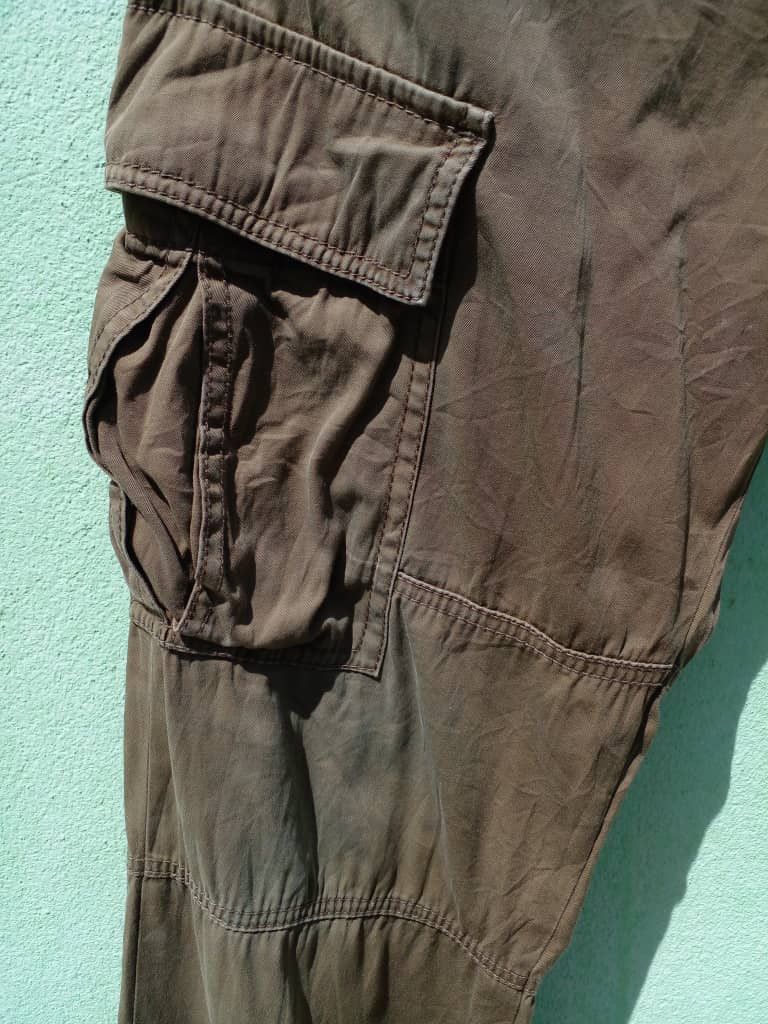 Burberry PANTS CARGO BURBERRY Size US 34 / EU 50 - 14 Thumbnail