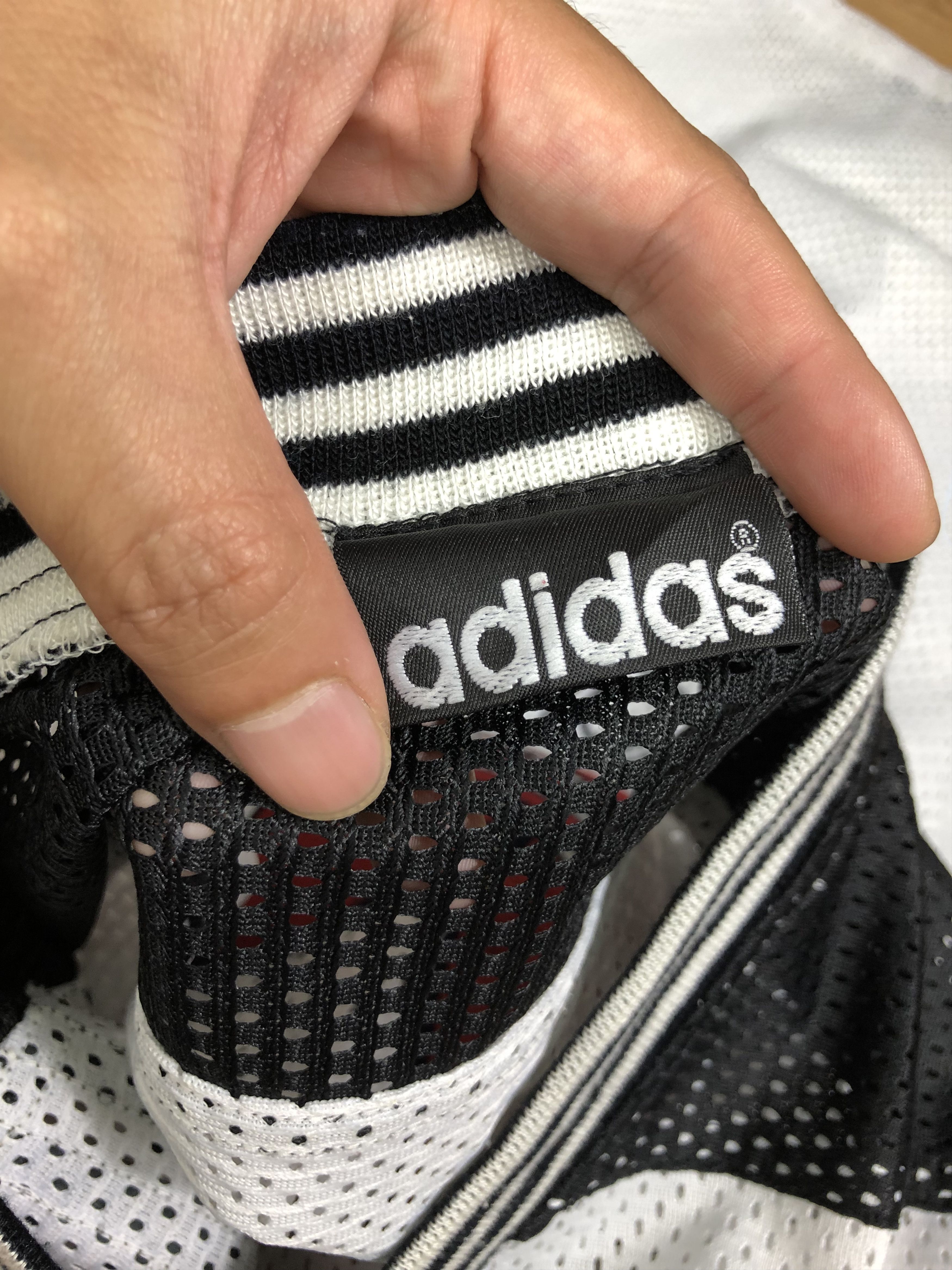 Adidas VINTAGE 90’S ADIDAS MESH JERSEY BIG LOGO Size US L / EU 52-54 / 3 - 7 Thumbnail