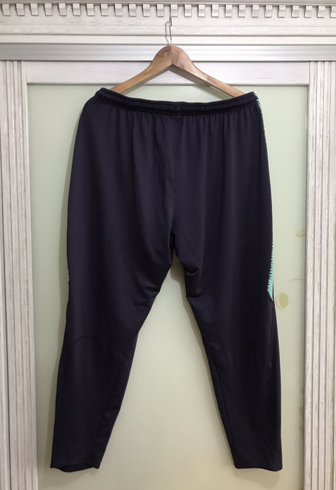 Nike Barcelona 2012-2013 Nike Soccer Training Jogger Pants Jersey Size US 36 / EU 52 - 3 Thumbnail