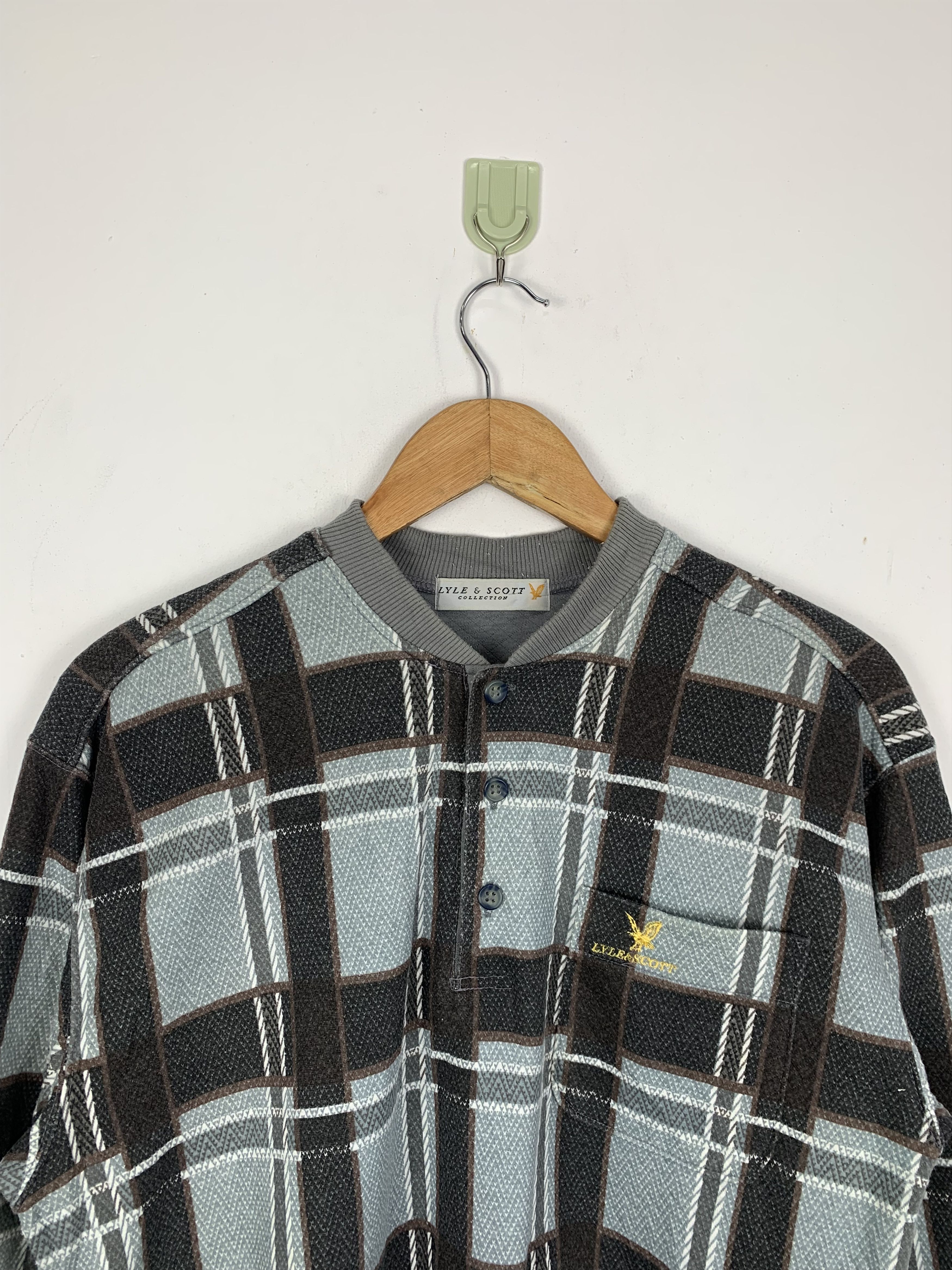 Lyle & Scott Vintage Lyle & Scott Shadow Sweatshirt Pullover J1374 Size US M / EU 48-50 / 2 - 3 Thumbnail