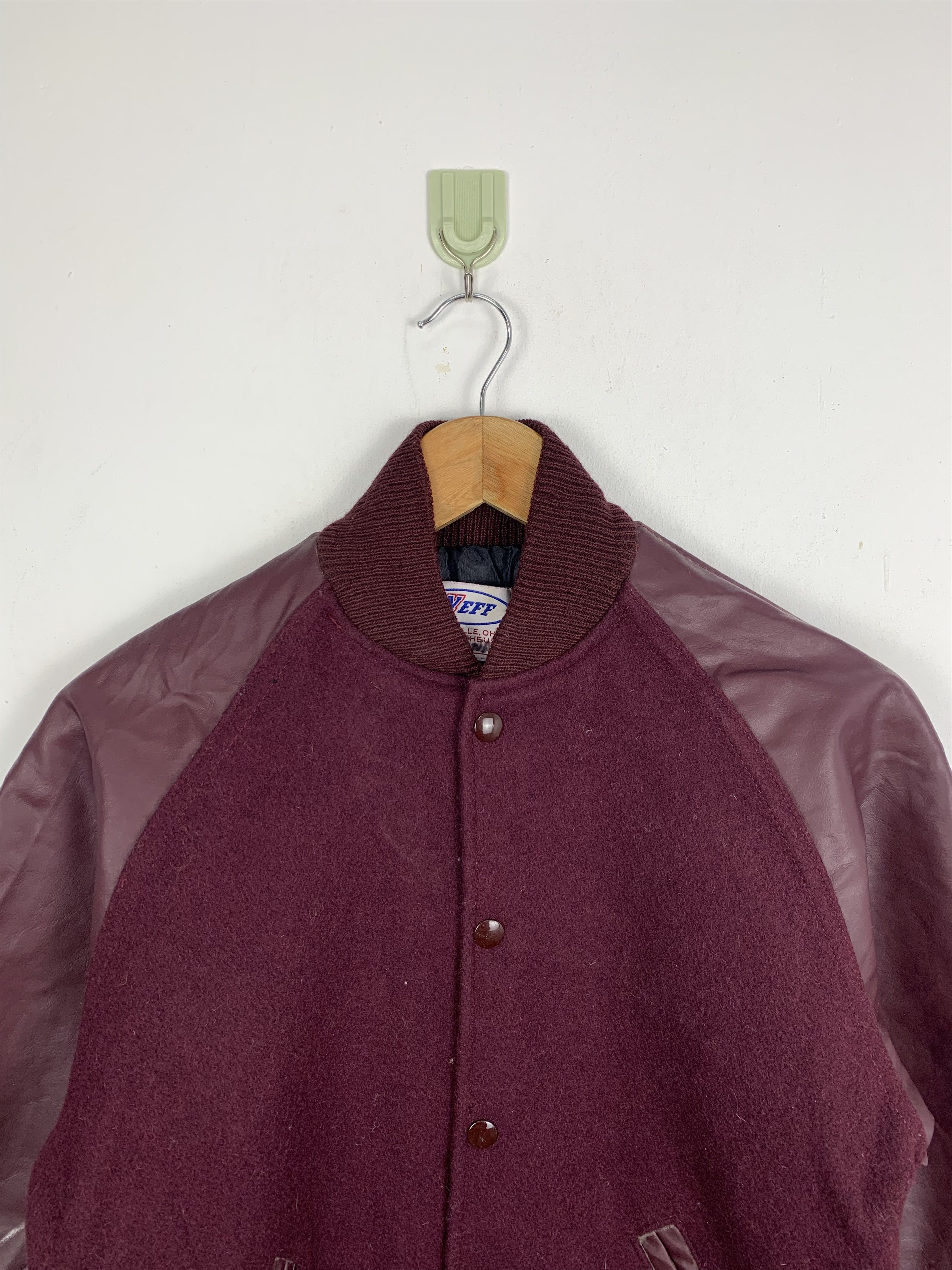 NEFF Vintage 80/90s Neff Wool Sleeve Leather Varsity Jacket Size US M / EU 48-50 / 2 - 3 Thumbnail