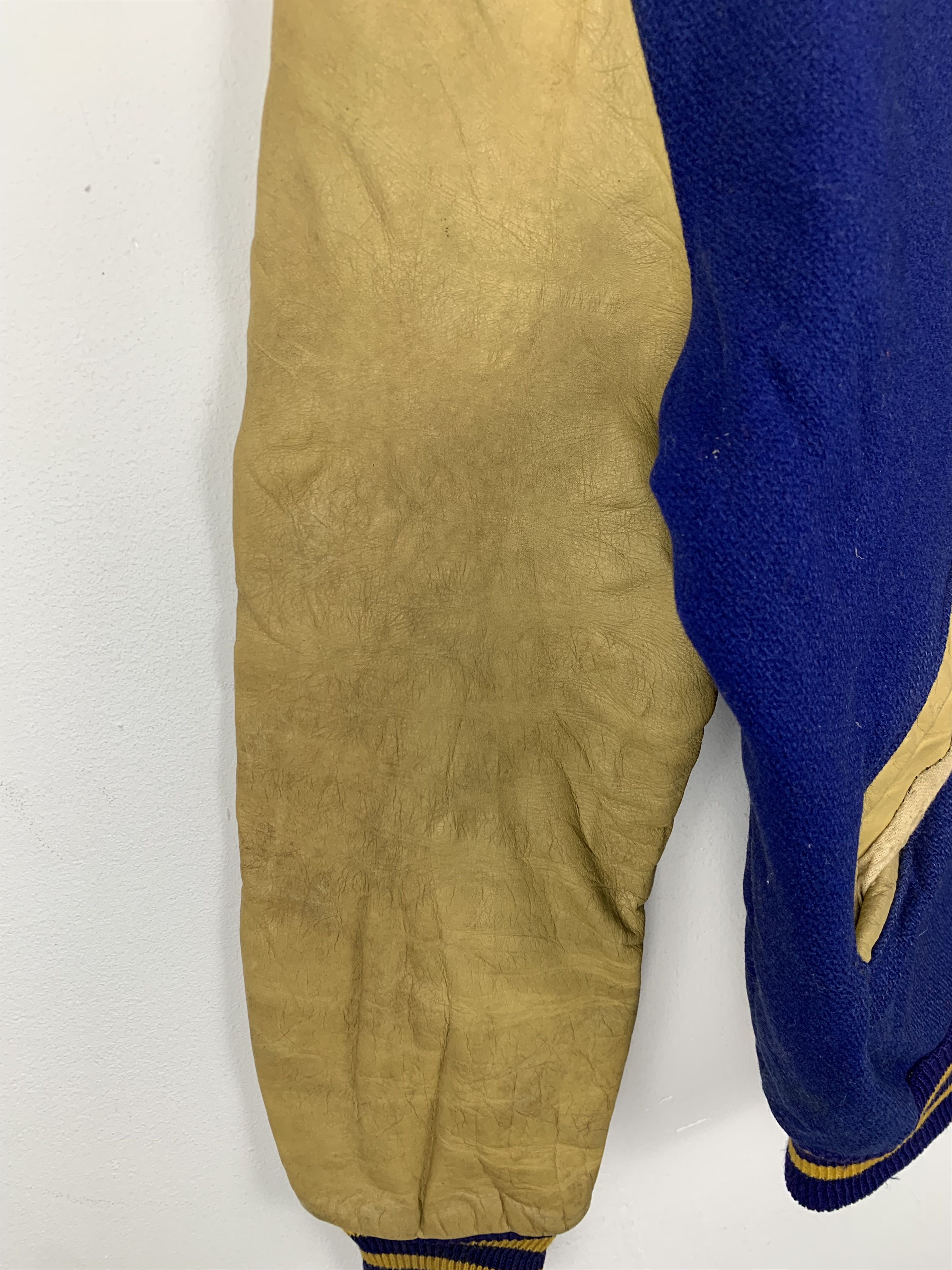 Vintage Vintage 70s Leather Wool Varsity Jacket Blue V0512 Size US M / EU 48-50 / 2 - 9 Thumbnail