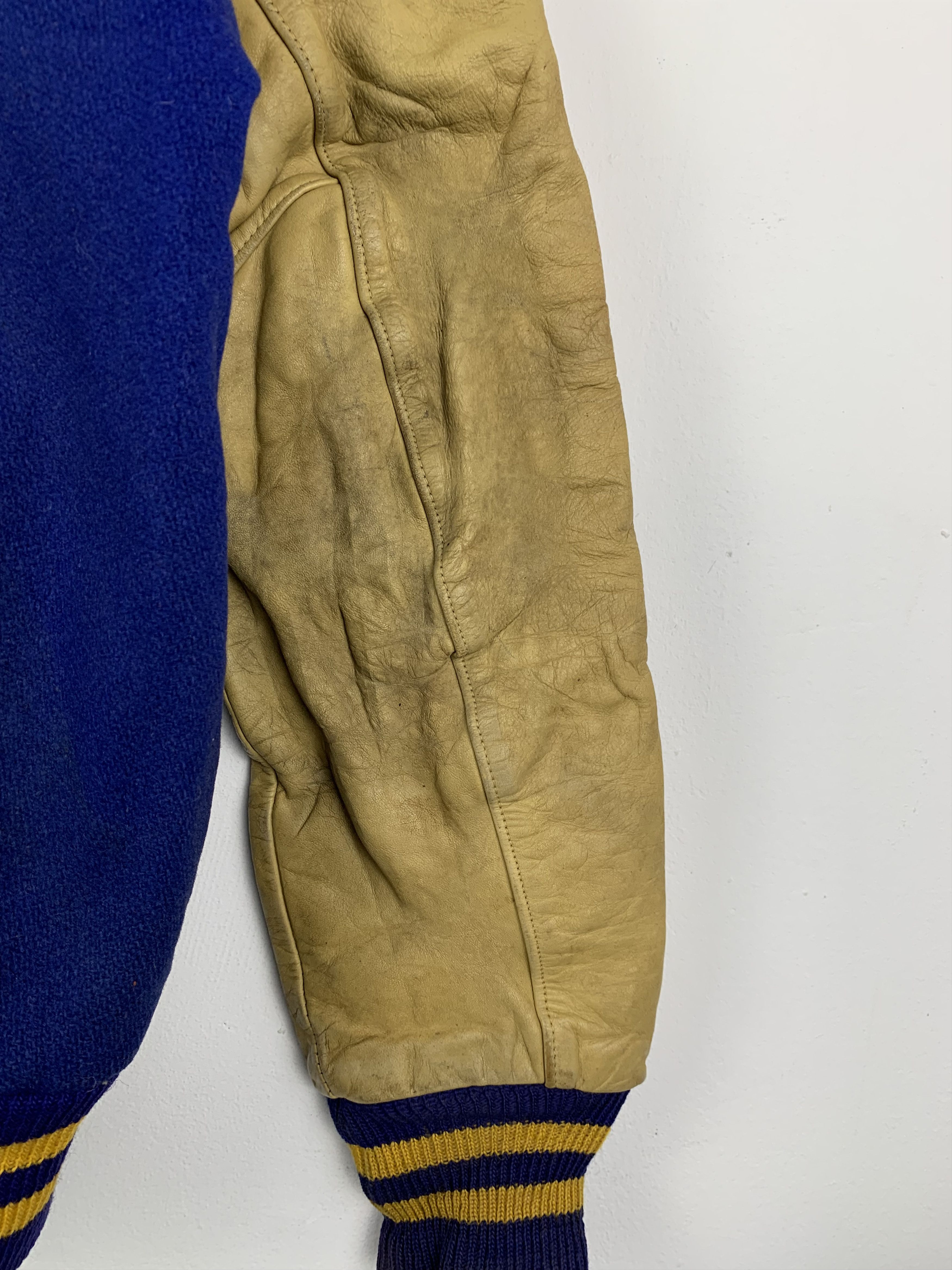 Vintage Vintage 70s Leather Wool Varsity Jacket Blue V0512 Size US M / EU 48-50 / 2 - 14 Thumbnail