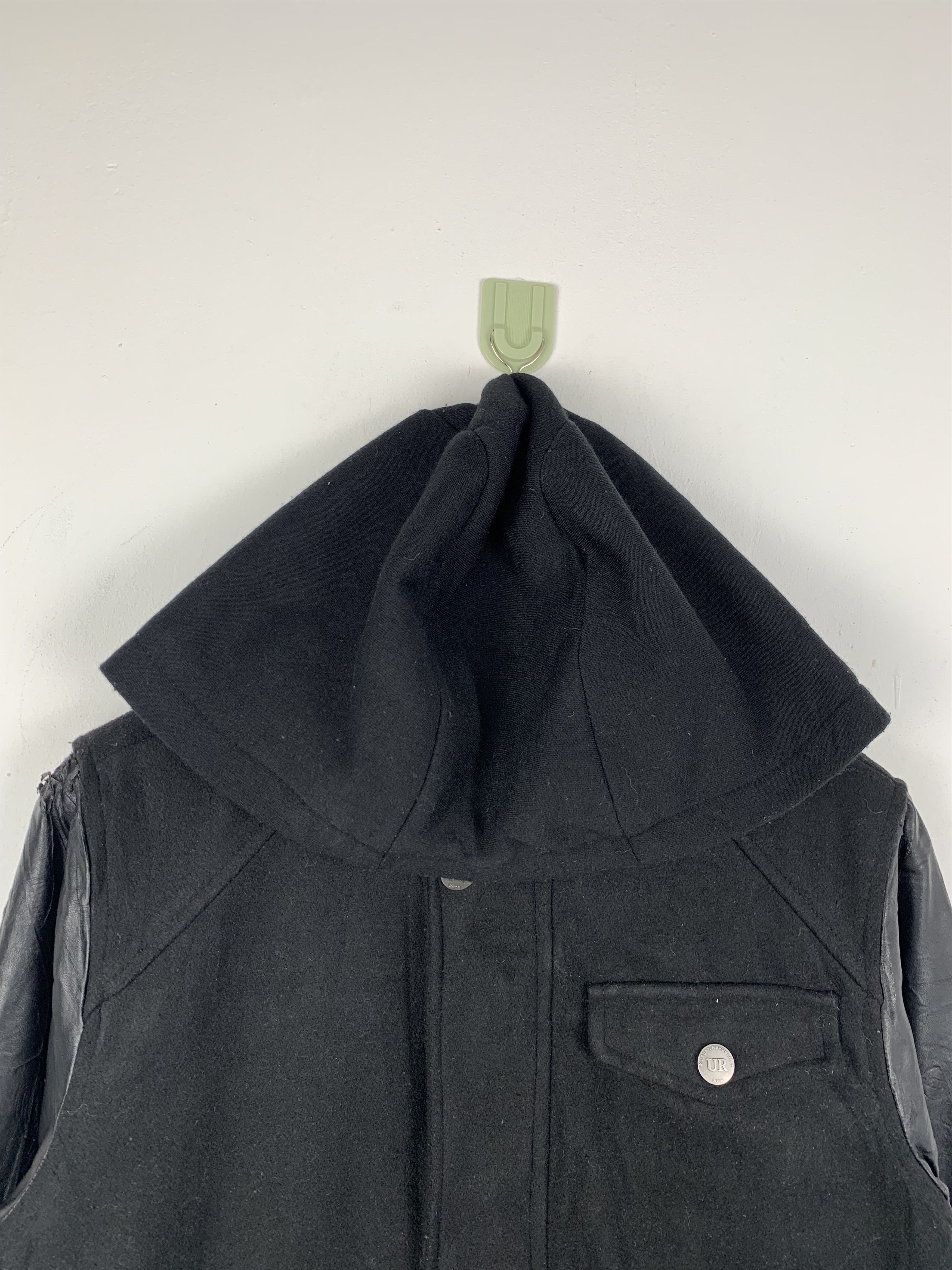 Vintage Vintage Urban Republic Hoodie Sleeve Leather Varsity V0513 Size US S / EU 44-46 / 1 - 2 Thumbnail