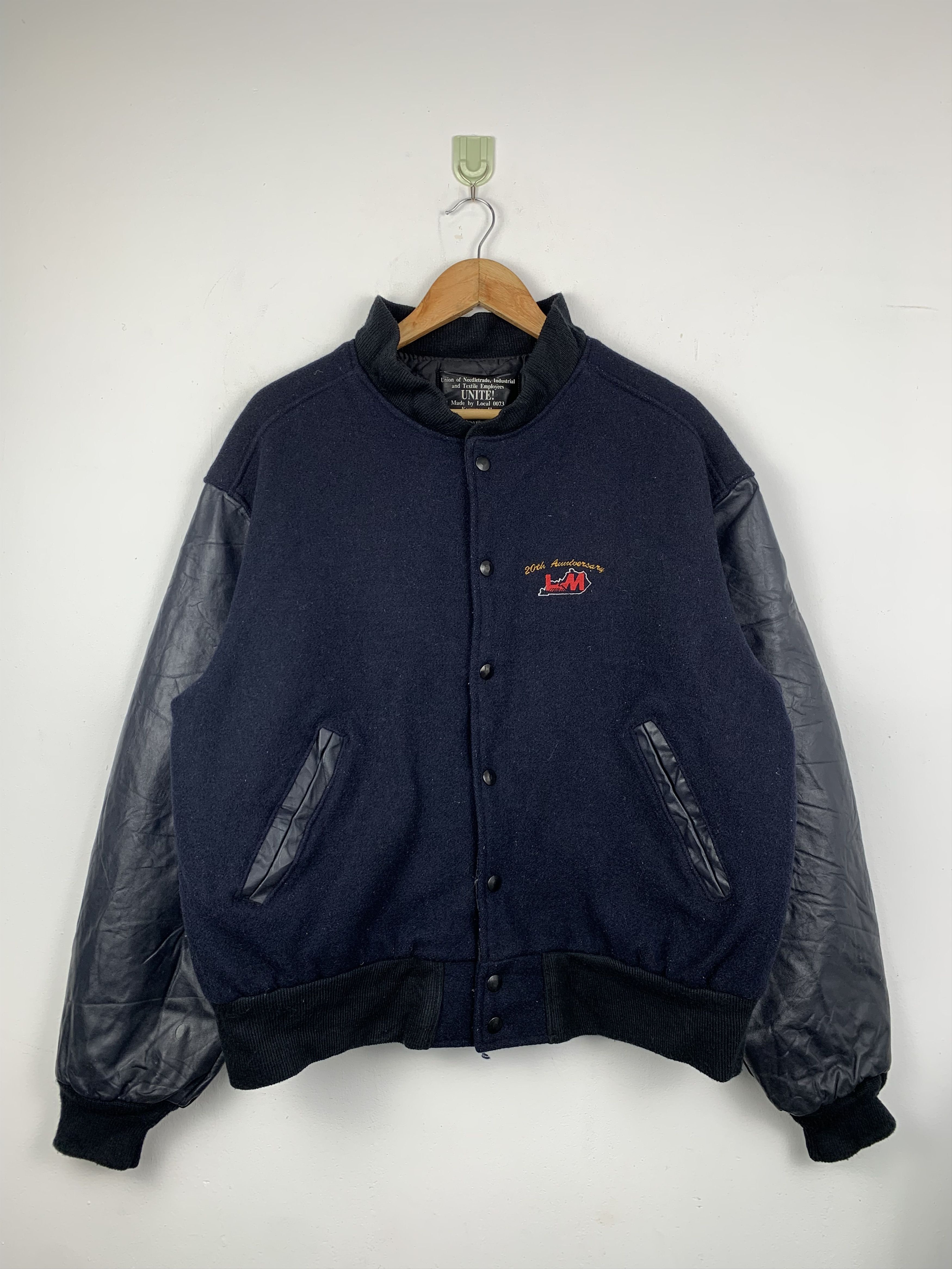 Vintage Vintage 90s 20th Anniversary Sleeve Leather Varsity Jacket Size US L / EU 52-54 / 3 - 1 Thumbnail