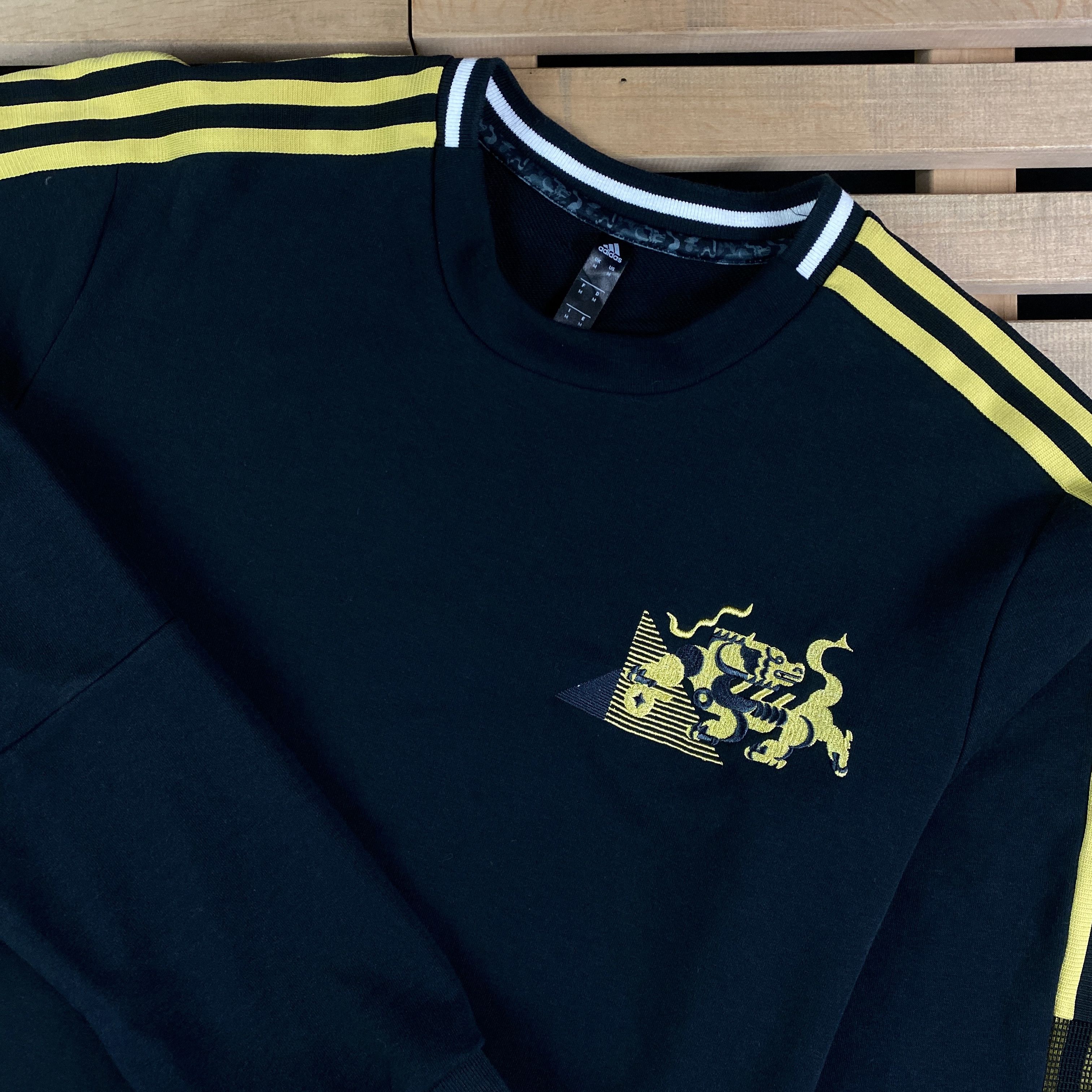 Adidas × Vintage Men’s Football Sweatshirt Adidas Juventus Vintage Size M Size US M / EU 48-50 / 2 - 2 Thumbnail